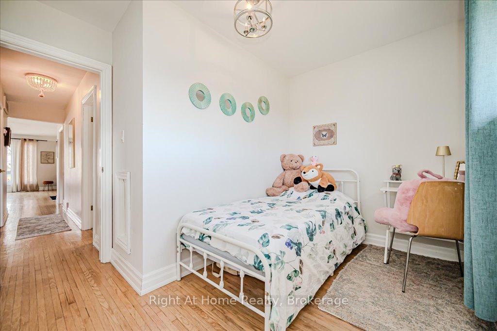 Photo 17 of 134 West 27th Street, Hamilton, Westcliffe — HOMEH