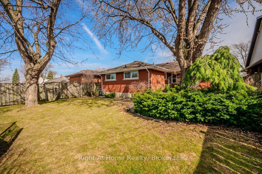 Photo 46 of 134 West 27th Street, Hamilton, Westcliffe — HOMEH