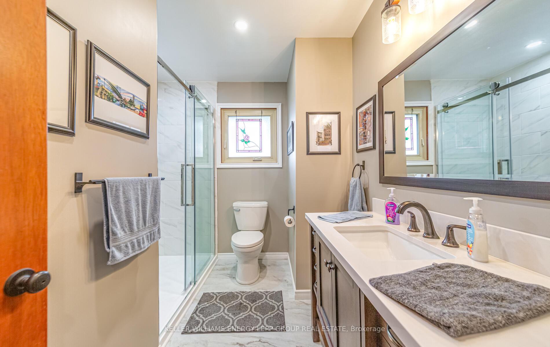 Photo 19 of 189 Windsor Street, Oshawa, Donevan — HOMEH
