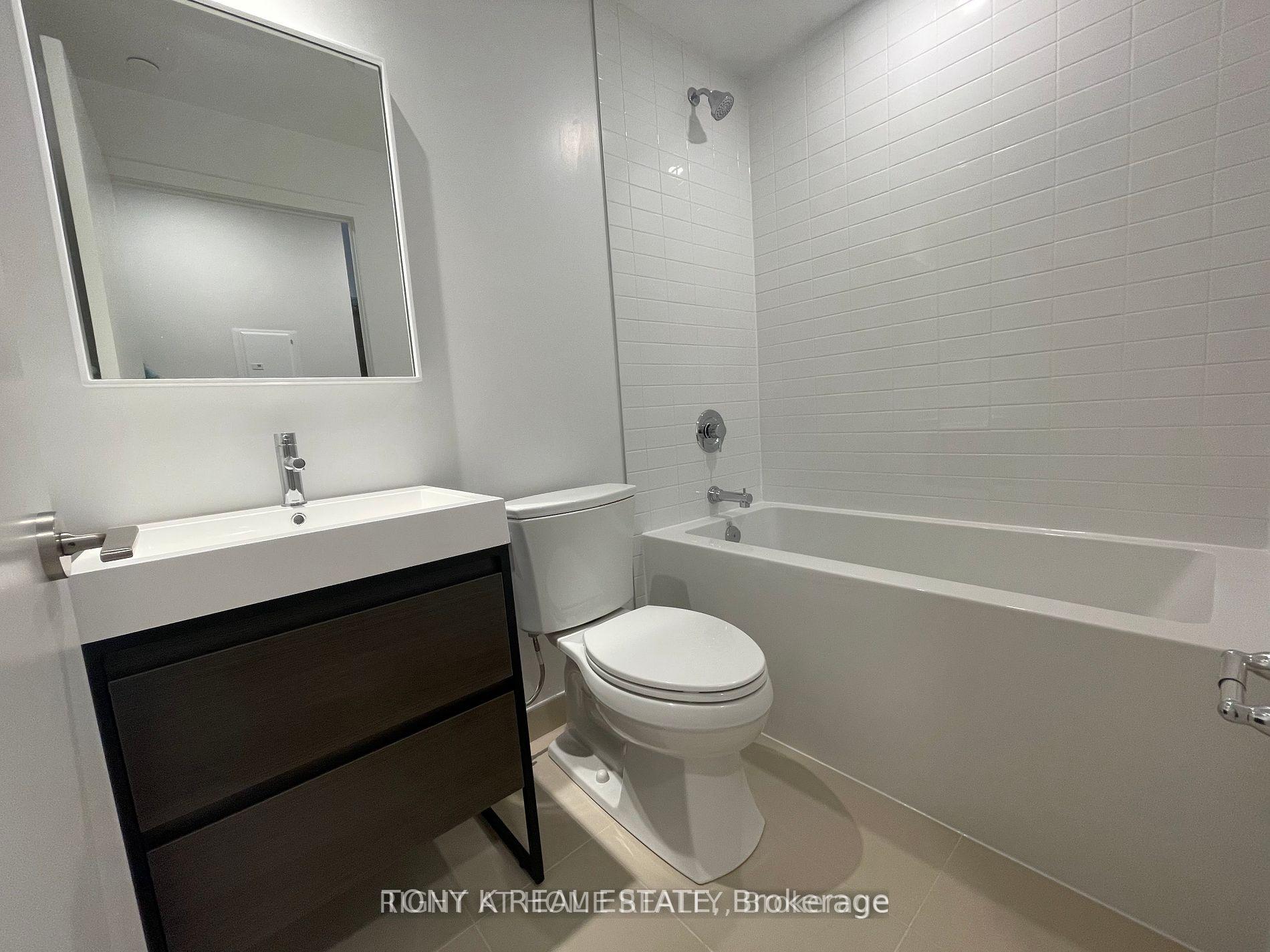 Photo 6 of Unit 717, 150 Logan Avenue, Toronto, South Riverdale — HOMEH