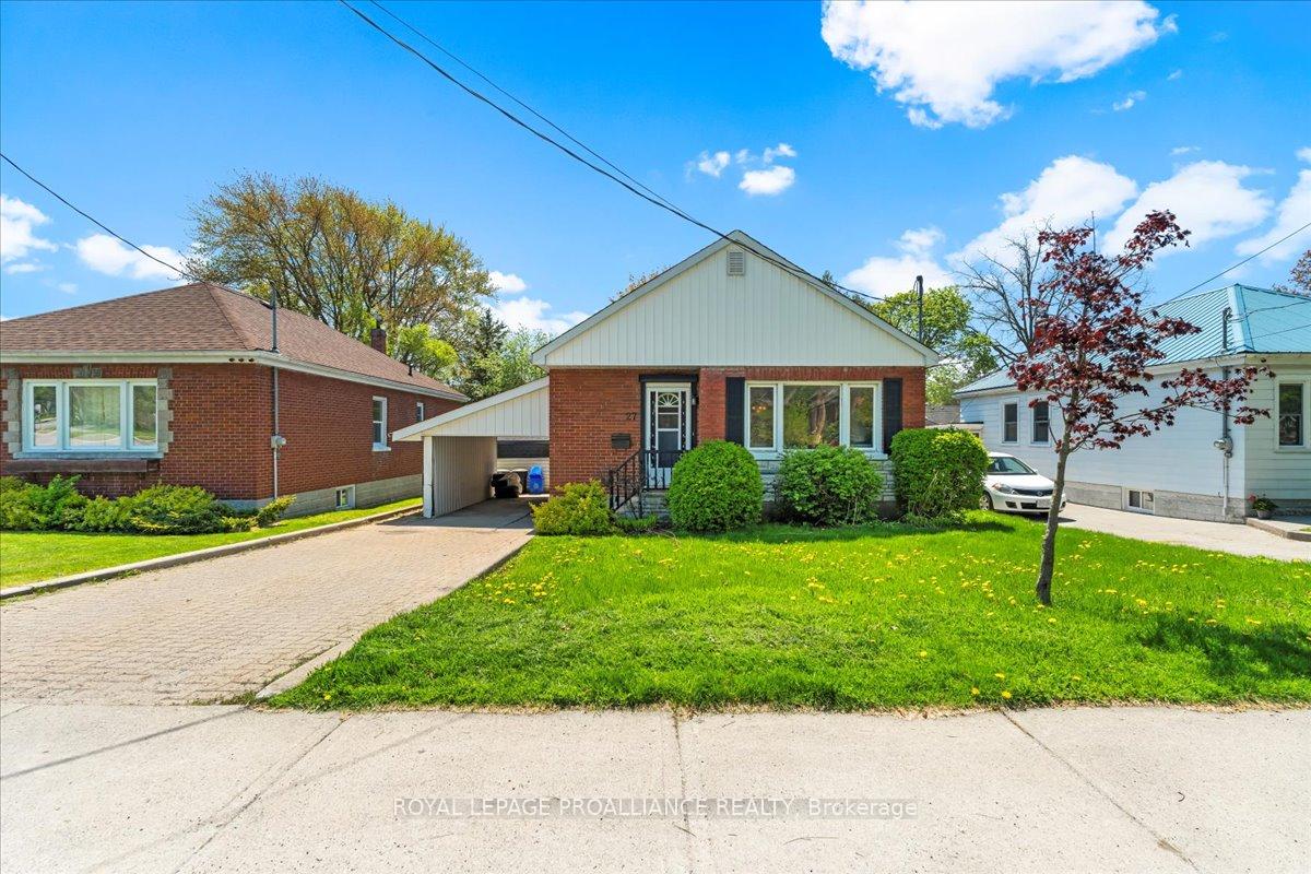 Photo 1 of 27 Crestview Avenue, Belleville, Belleville Ward — HOMEH
