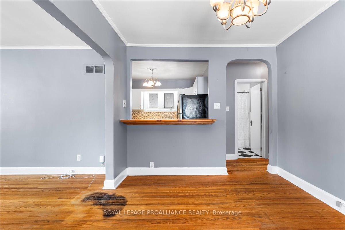 Photo 33 of 27 Crestview Avenue, Belleville, Belleville Ward — HOMEH