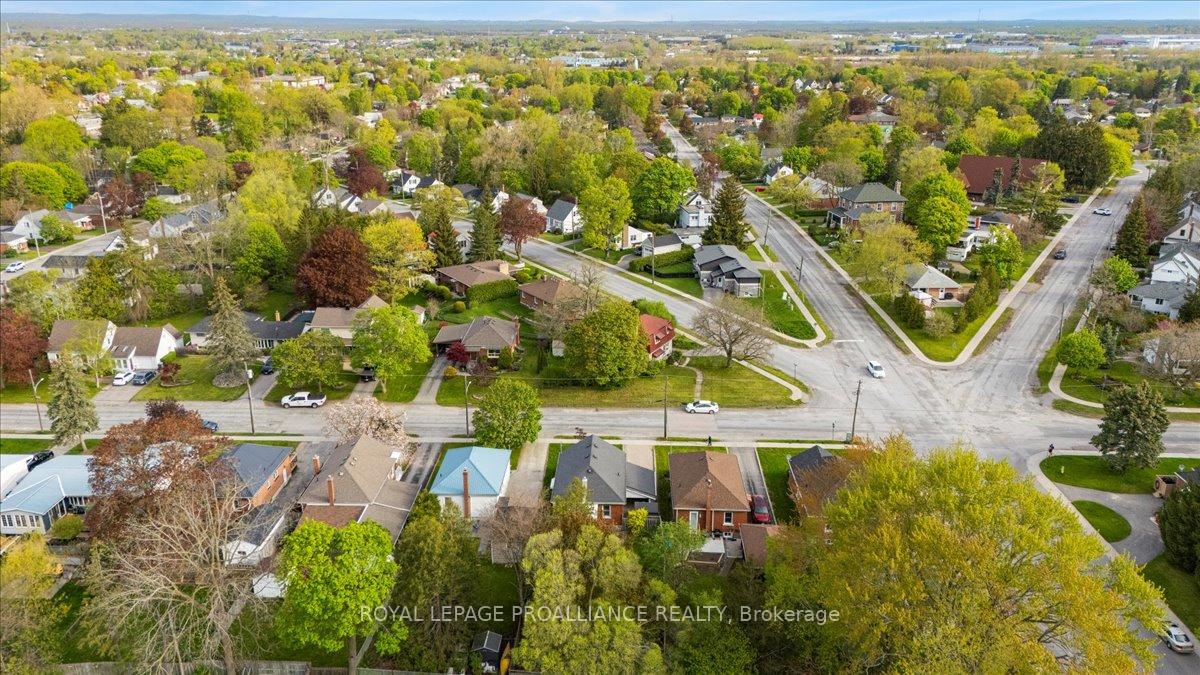 Photo 34 of 27 Crestview Avenue, Belleville, Belleville Ward — HOMEH