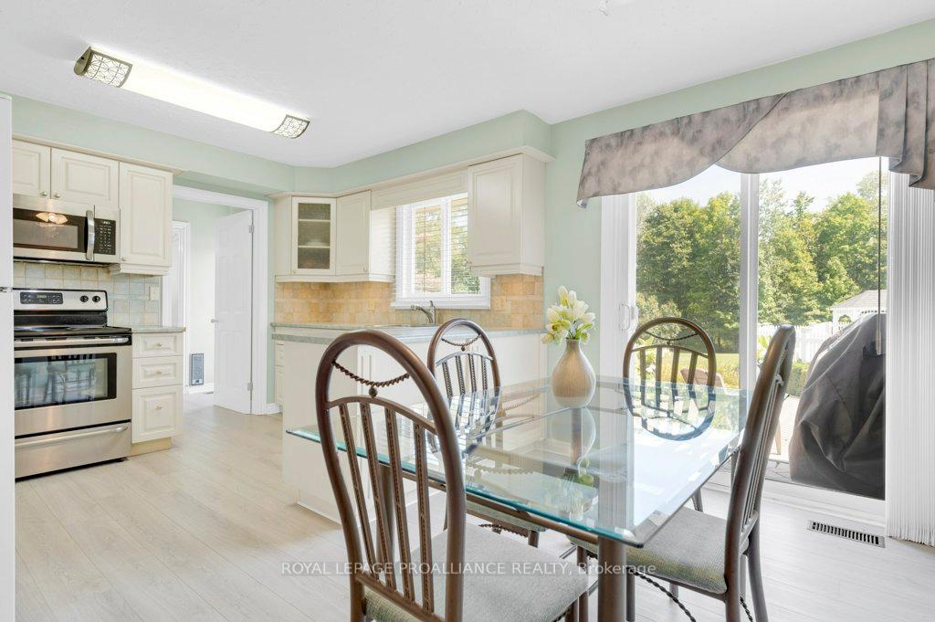 Photo 9 of 142 Old Madoc Road E, Belleville, Thurlow Ward — HOMEH