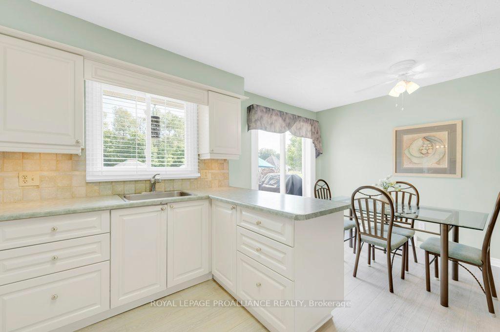 Photo 14 of 142 Old Madoc Road E, Belleville, Thurlow Ward — HOMEH