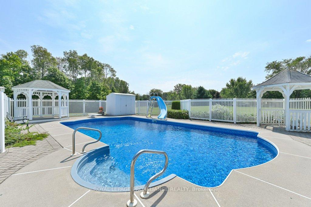 Photo 28 of 142 Old Madoc Road E, Belleville, Thurlow Ward — HOMEH
