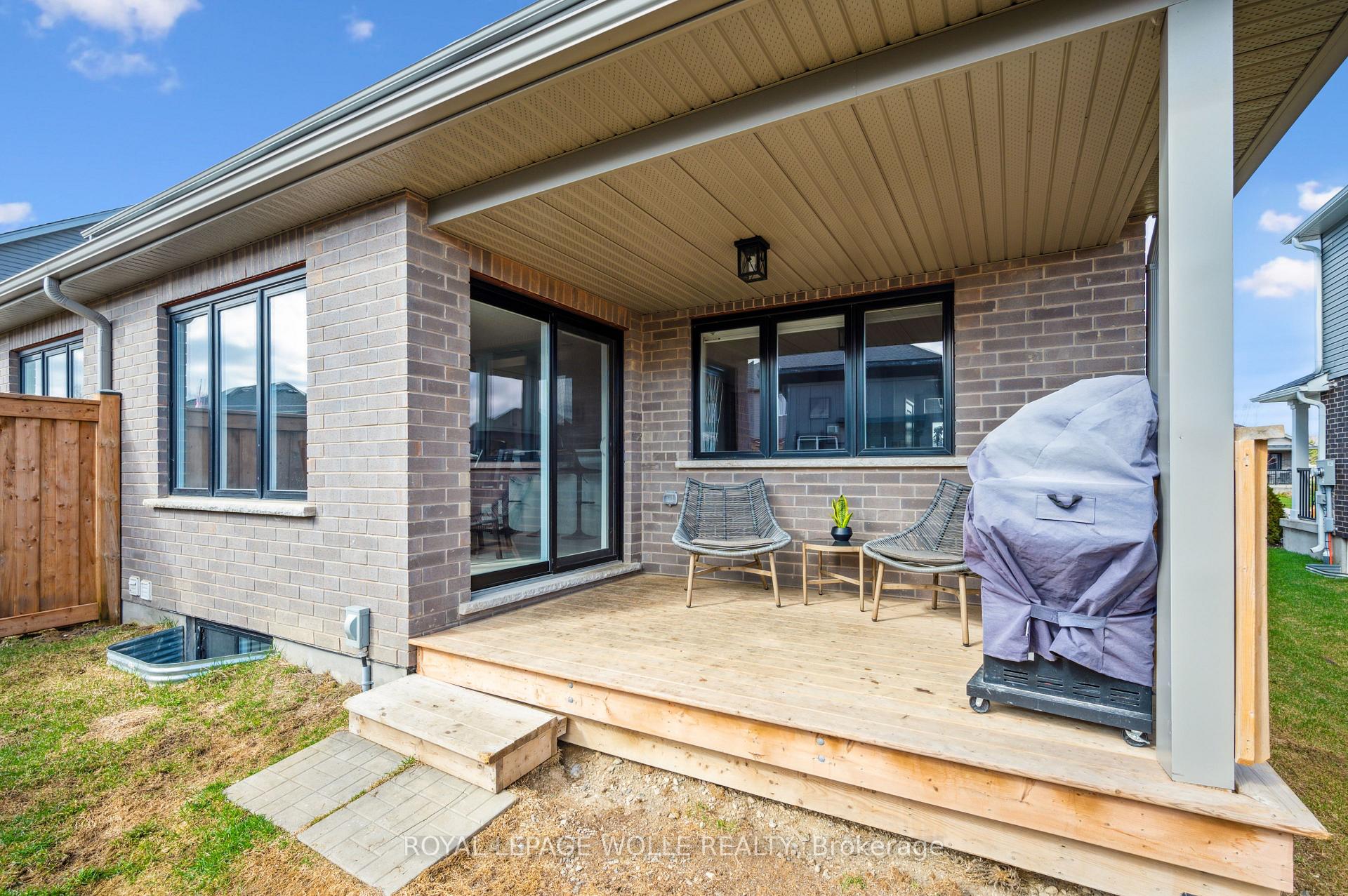 Photo 27 of 118 Stephenson Way, Minto — HOMEH
