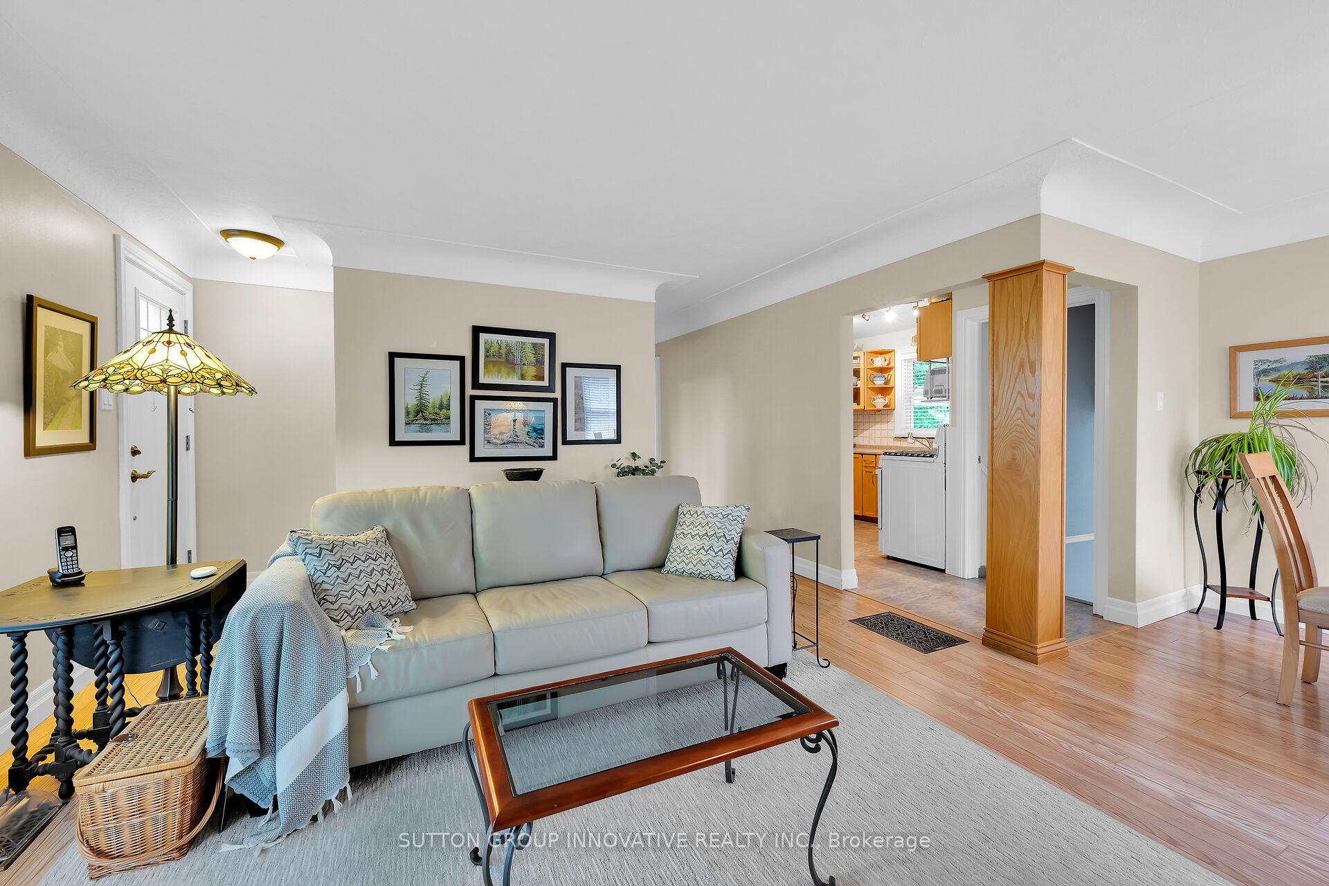 Photo 4 of 175 West 25th Street, Hamilton, Westcliffe — HOMEH