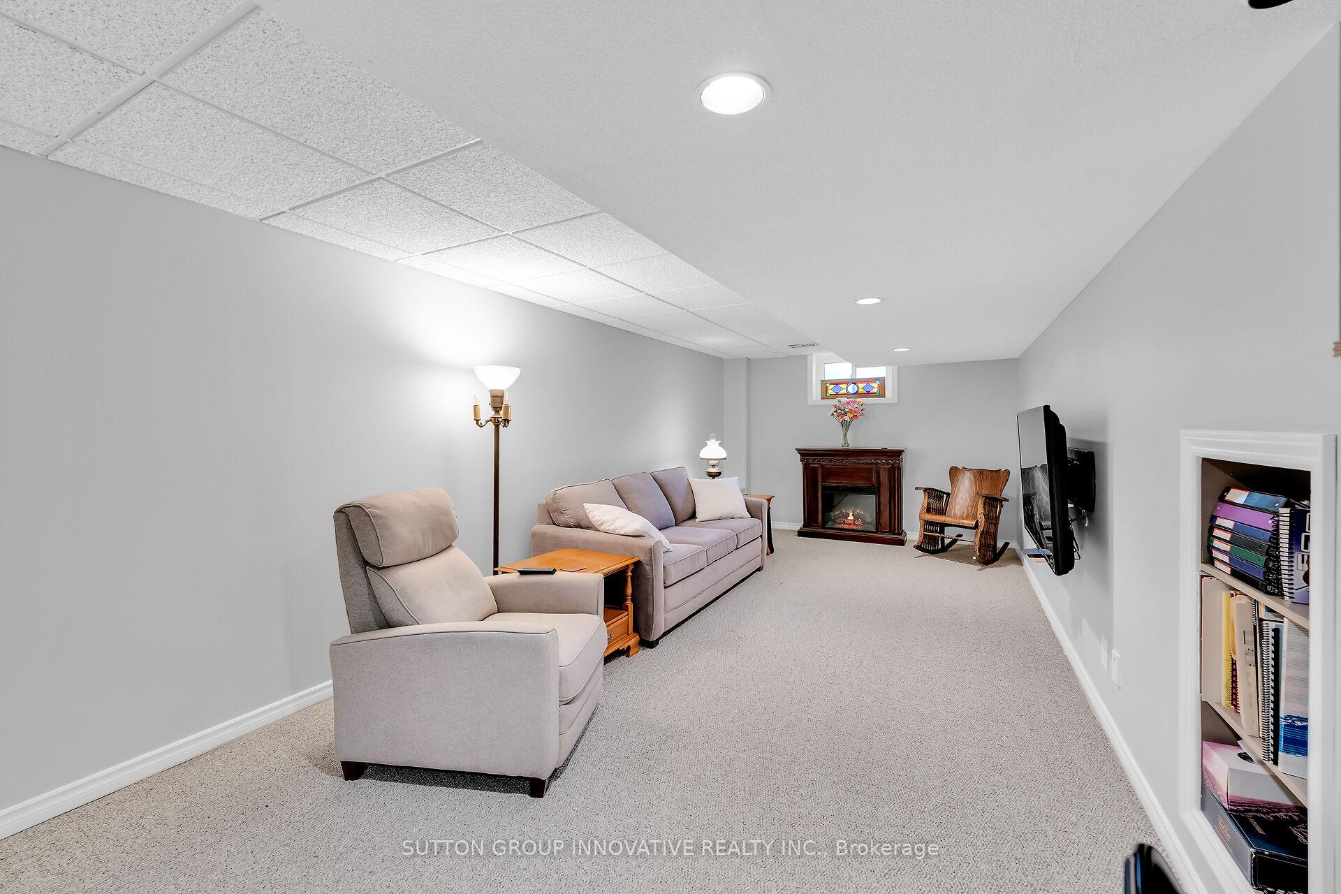Photo 20 of 175 West 25th Street, Hamilton, Westcliffe — HOMEH