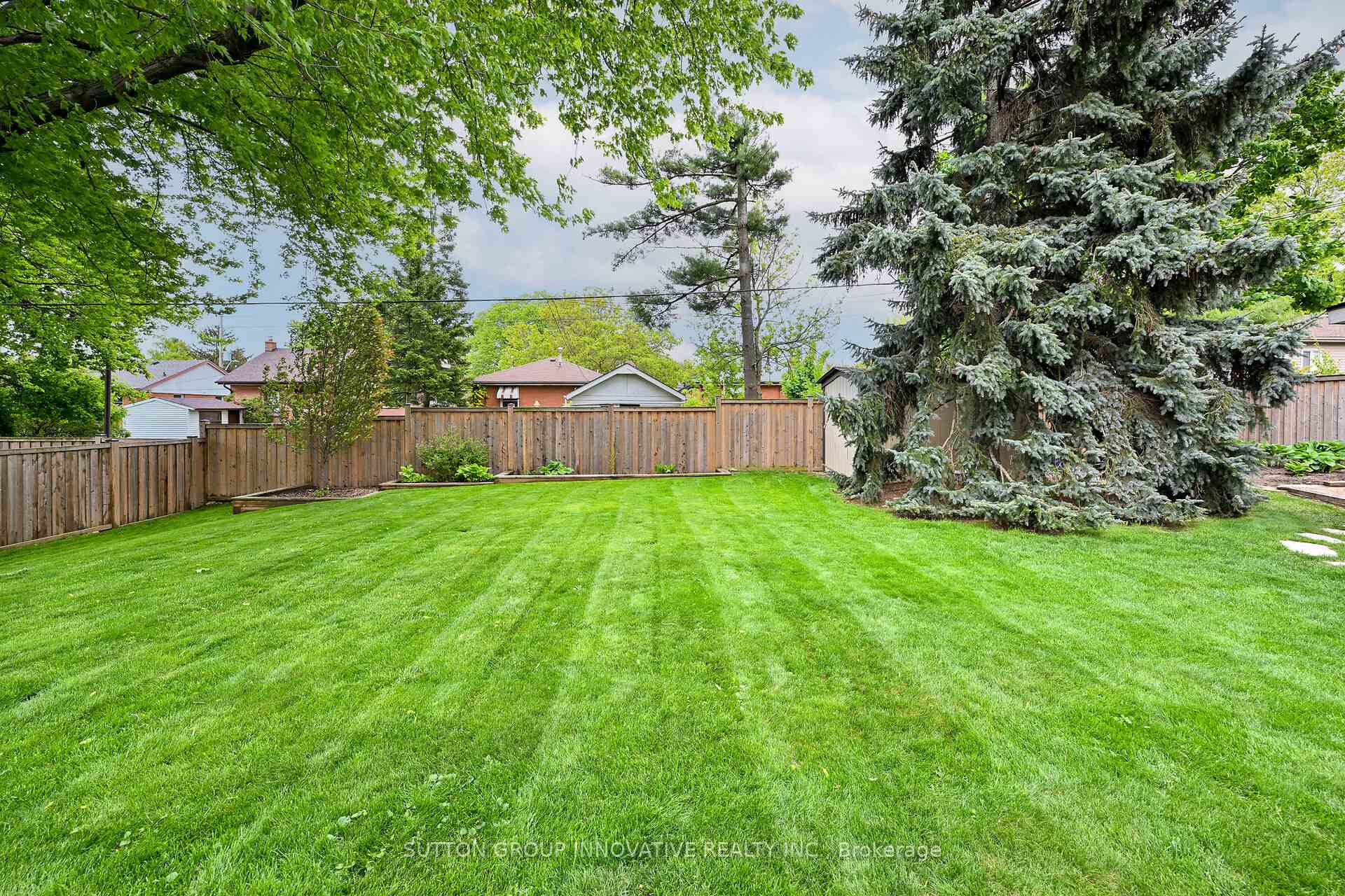 Photo 46 of 175 West 25th Street, Hamilton, Westcliffe — HOMEH