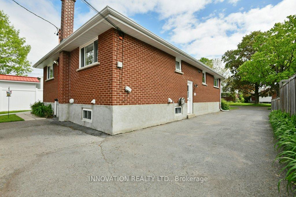 Photo 33 of 1310 Tara Drive, Ottawa, Copeland Park — HOMEH