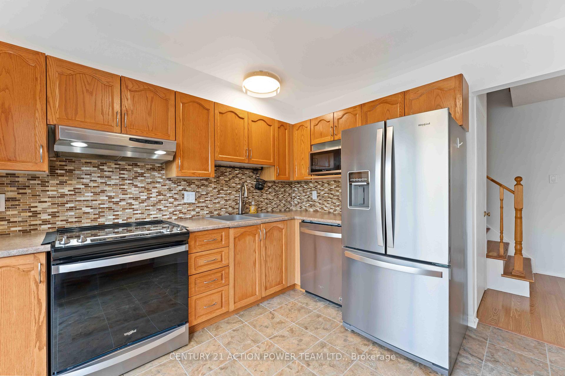 Photo 16 of 1887 Hialeah Drive, Ottawa, Fallingbrook/Gardenway South — HOMEH