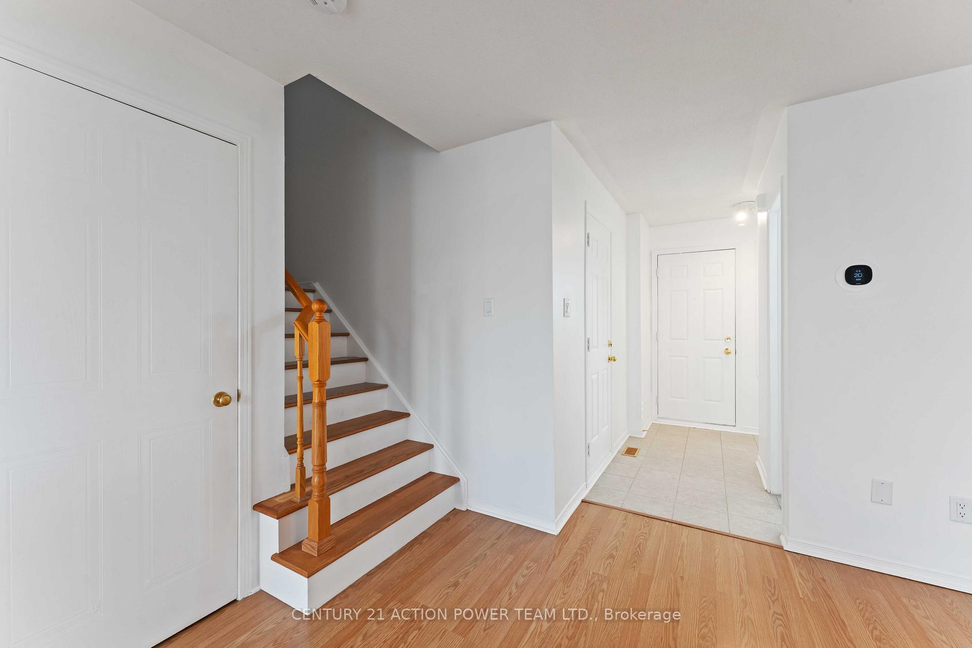 Photo 9 of 1887 Hialeah Drive, Ottawa, Fallingbrook/Gardenway South — HOMEH
