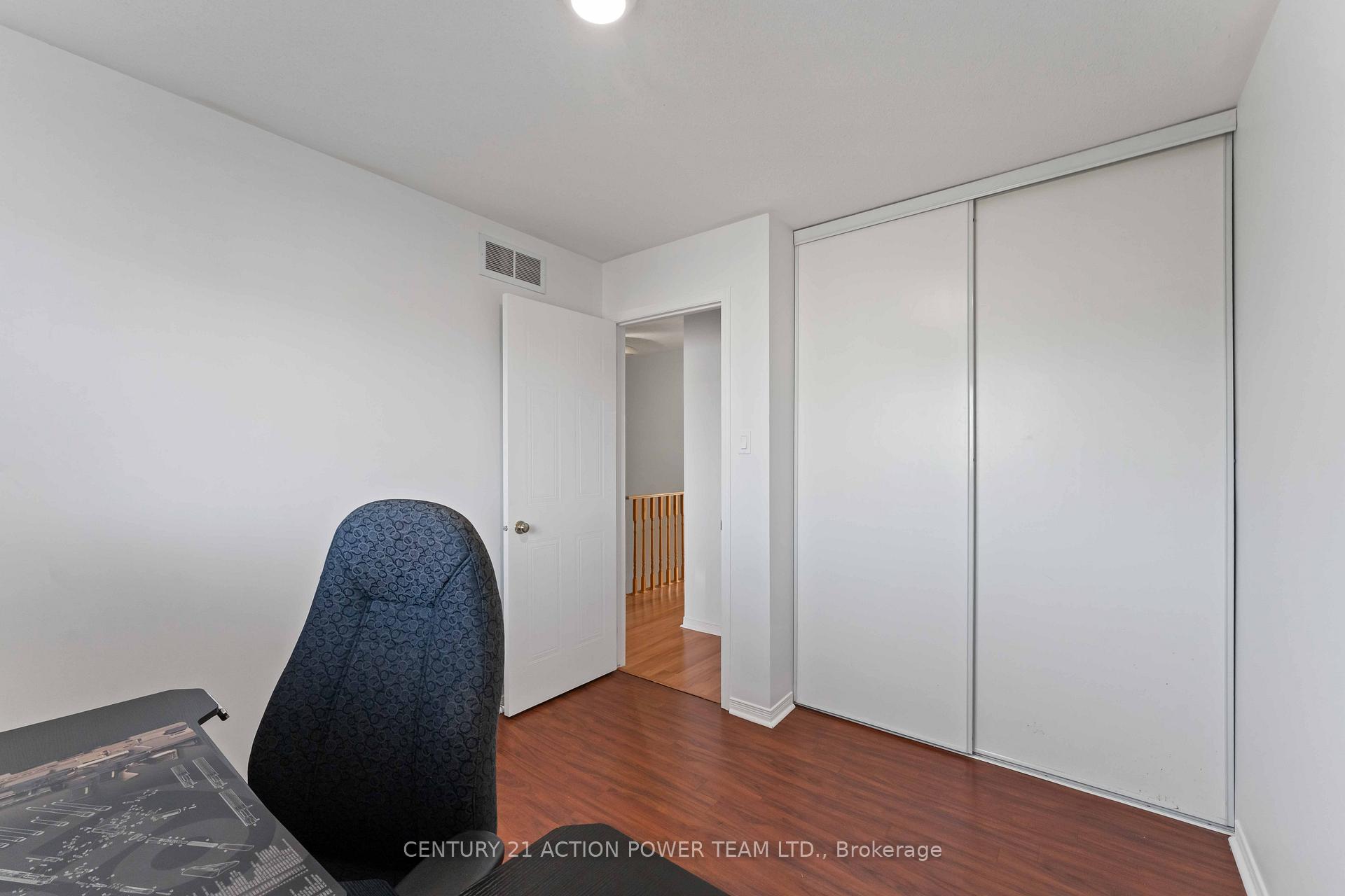 Photo 18 of 1887 Hialeah Drive, Ottawa, Fallingbrook/Gardenway South — HOMEH