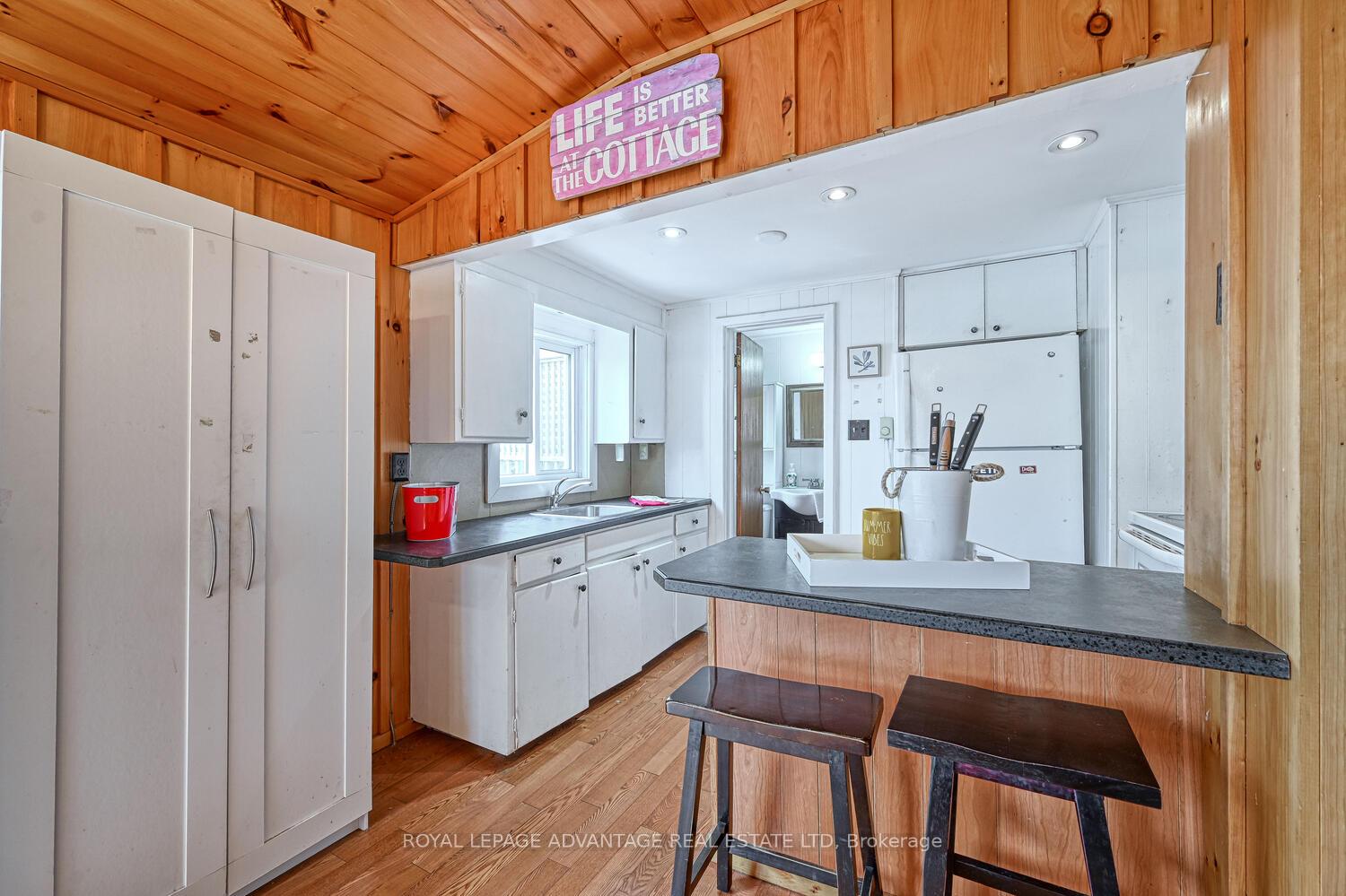 Photo 12 of 106 MacMillan Drive, Tay Valley, Bathurst/Burgess & Sherbrooke (North Burgess) Twp — HOMEH