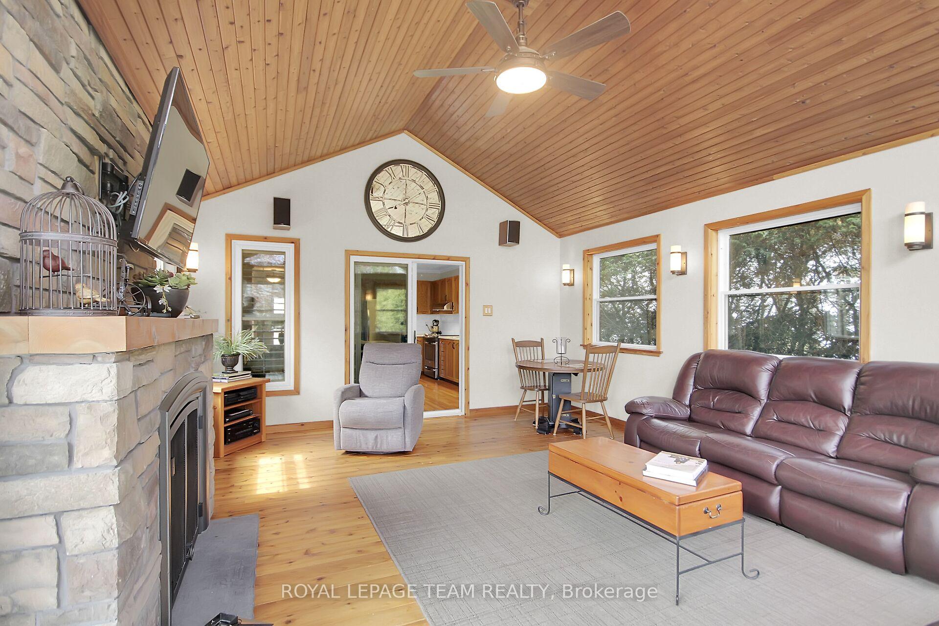 Photo 7 of 45 Denham Way, Ottawa, Stittsville (Central) — HOMEH