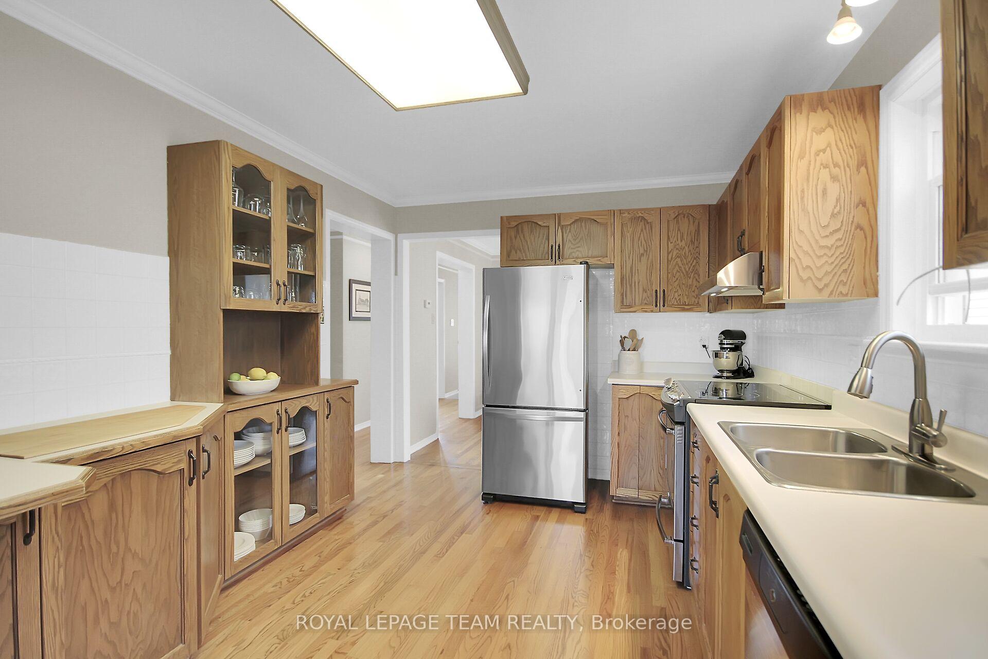 Photo 5 of 45 Denham Way, Ottawa, Stittsville (Central) — HOMEH