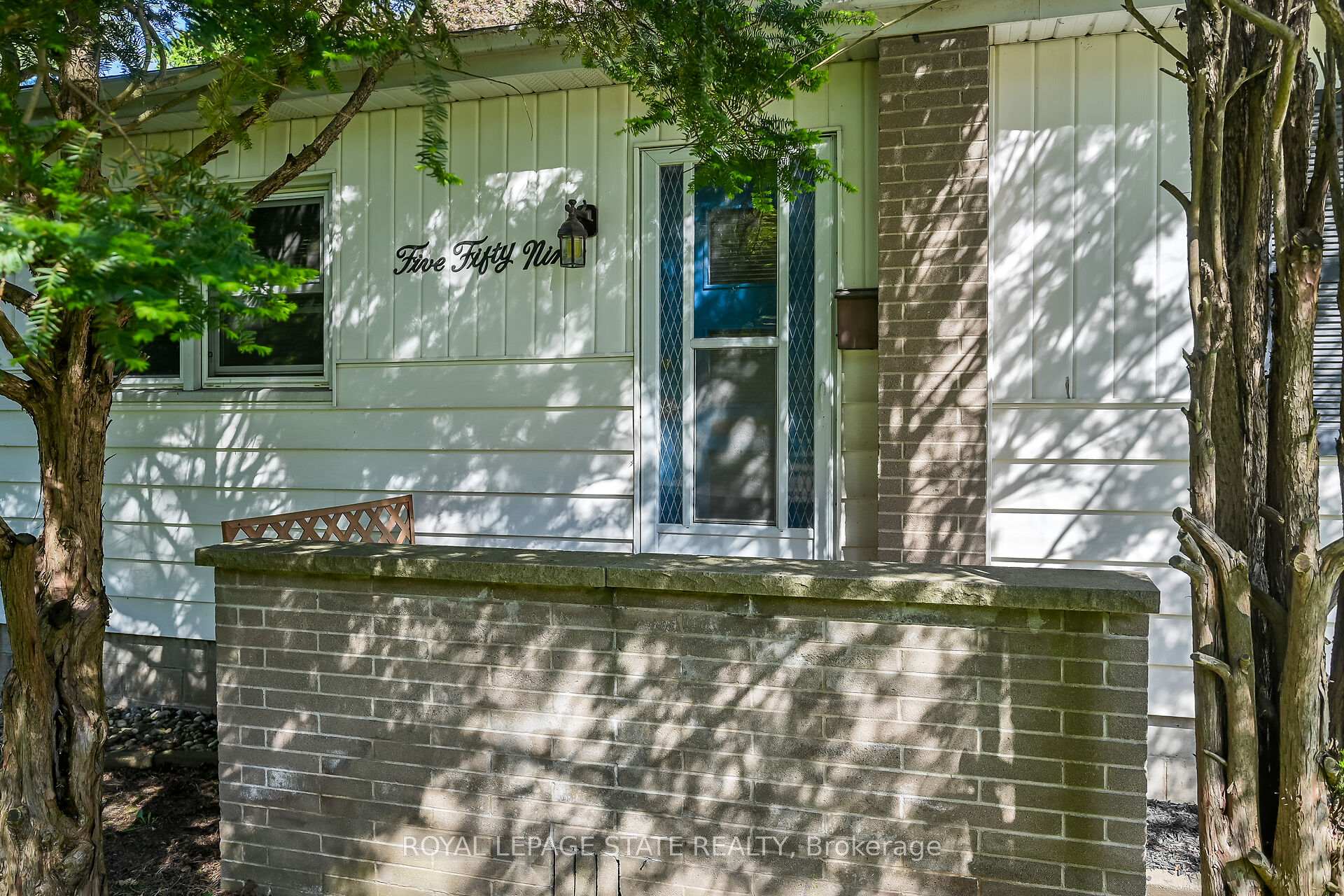 Photo 8 of 559 Westview Avenue, Hamilton, Ancaster — HOMEH