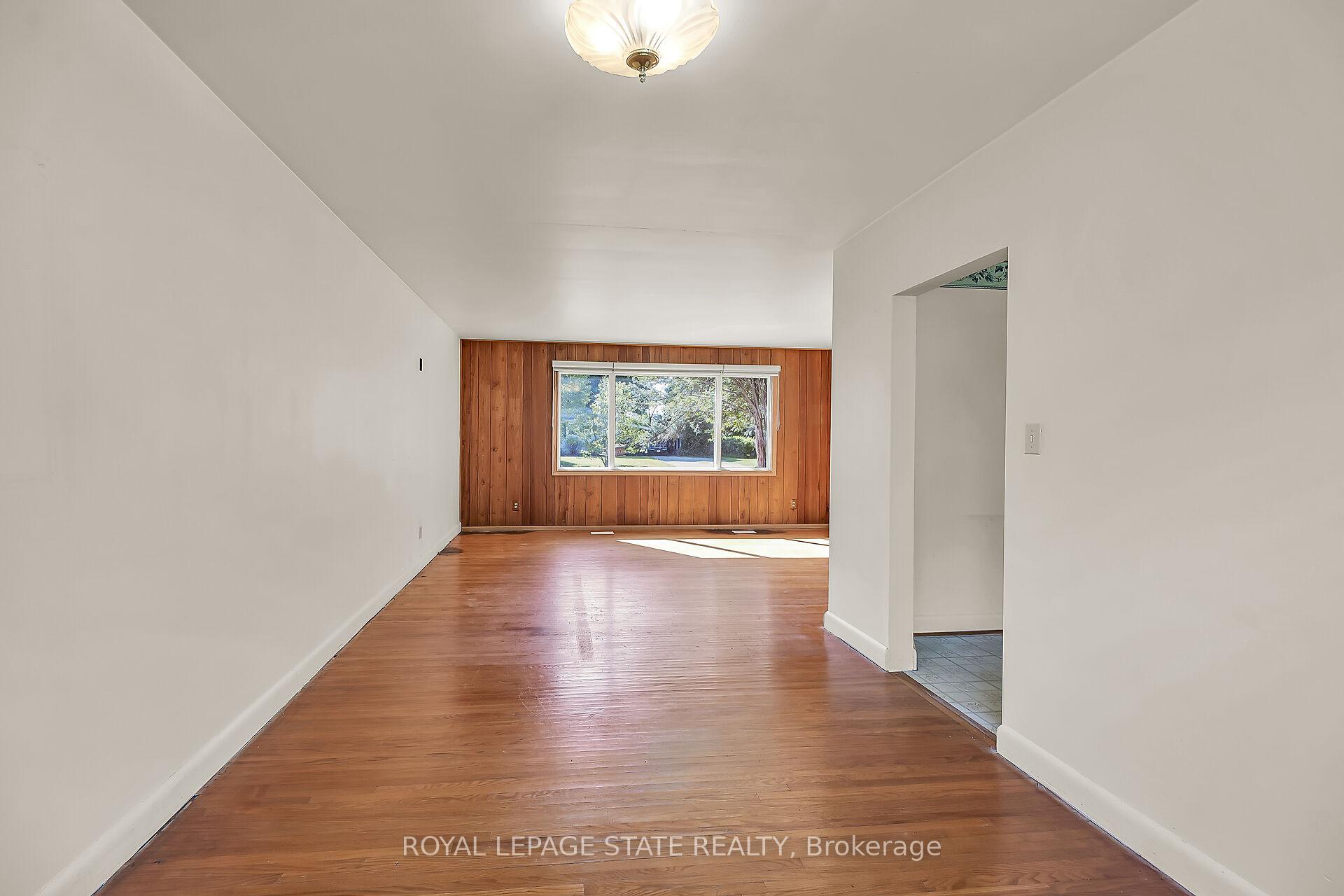 Photo 36 of 559 Westview Avenue, Hamilton, Ancaster — HOMEH
