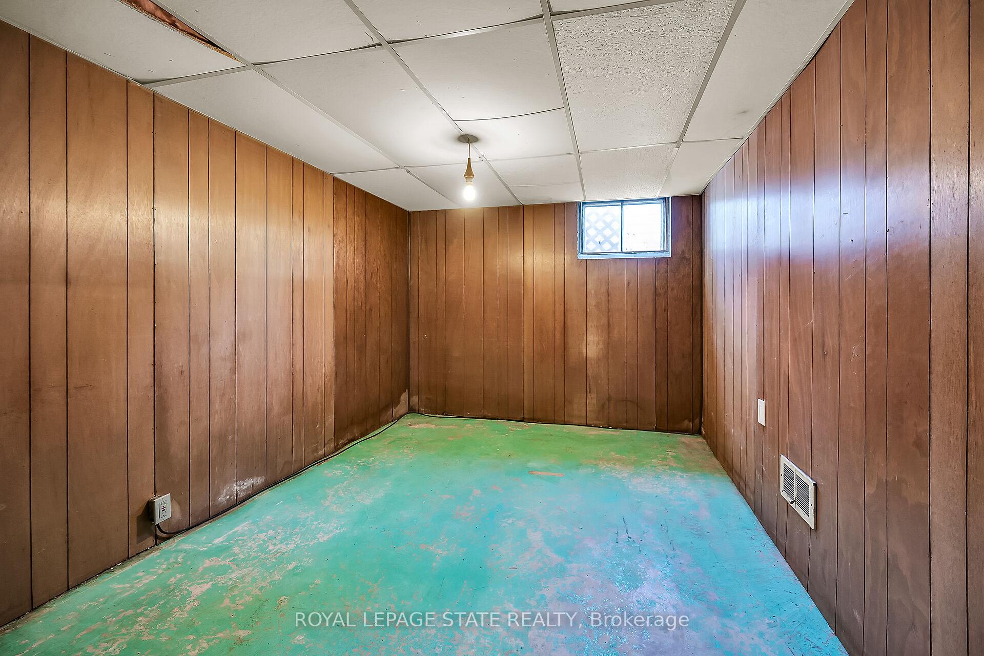 Photo 33 of 559 Westview Avenue, Hamilton, Ancaster — HOMEH