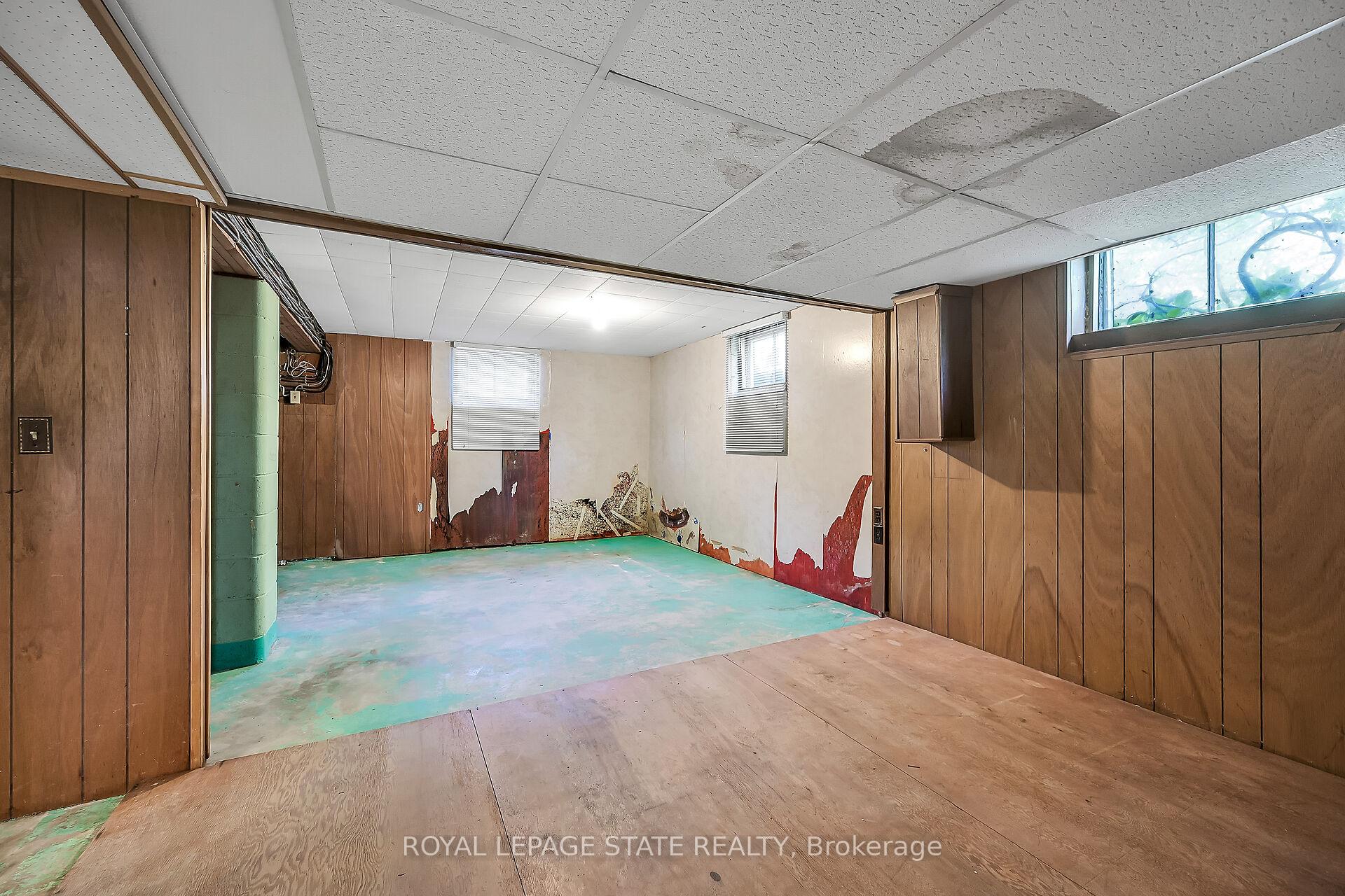 Photo 24 of 559 Westview Avenue, Hamilton, Ancaster — HOMEH