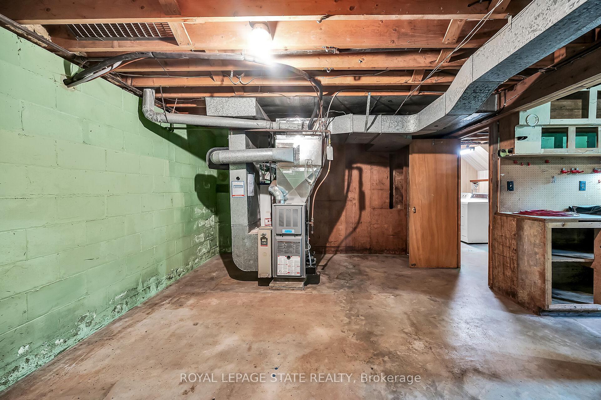 Photo 25 of 559 Westview Avenue, Hamilton, Ancaster — HOMEH