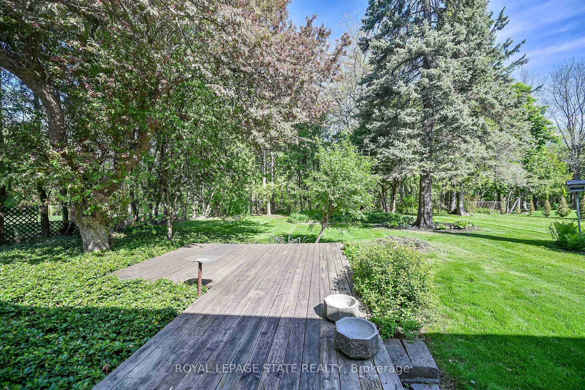 Photo 28 of 559 Westview Avenue, Hamilton, Ancaster — HOMEH