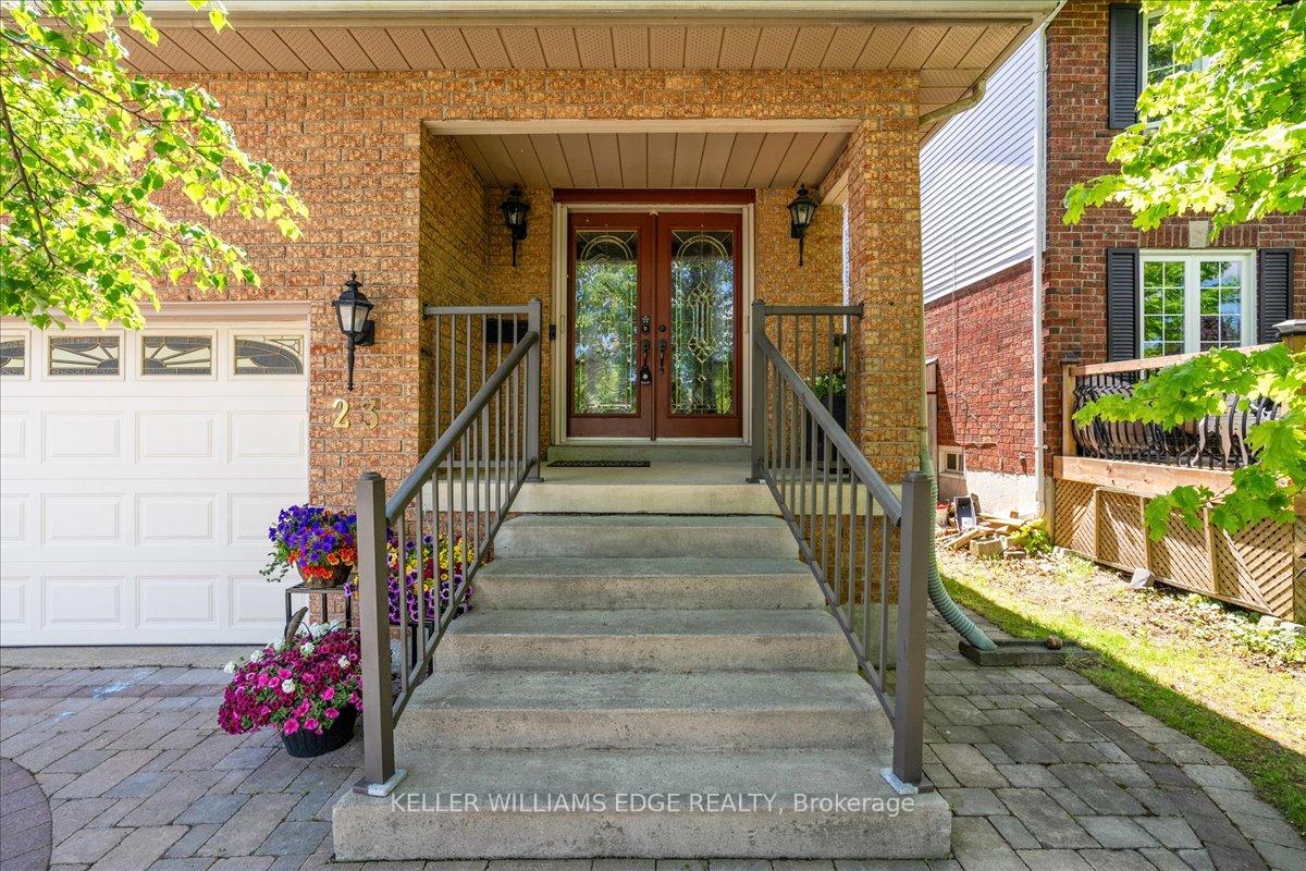 Photo 8 of 23 Duncan Avenue, Hamilton, Waterdown — HOMEH