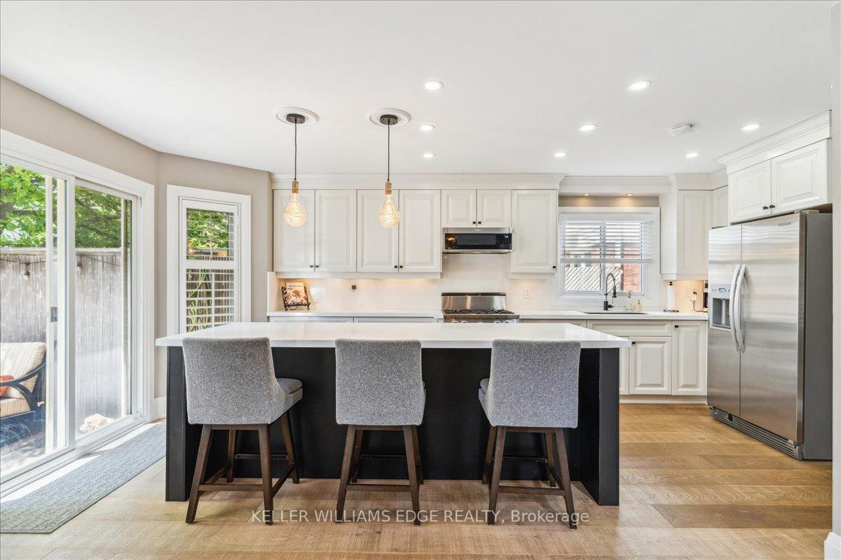 Photo 3 of 23 Duncan Avenue, Hamilton, Waterdown — HOMEH