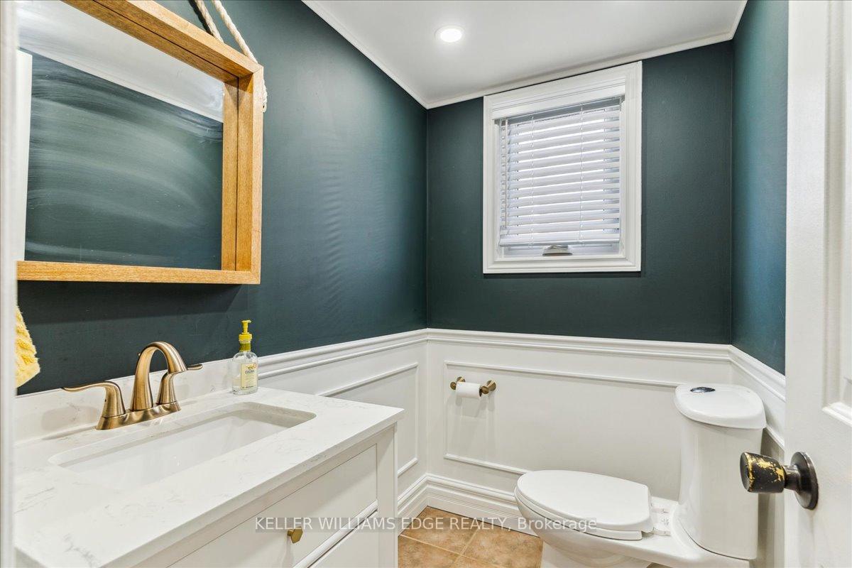 Photo 17 of 23 Duncan Avenue, Hamilton, Waterdown — HOMEH