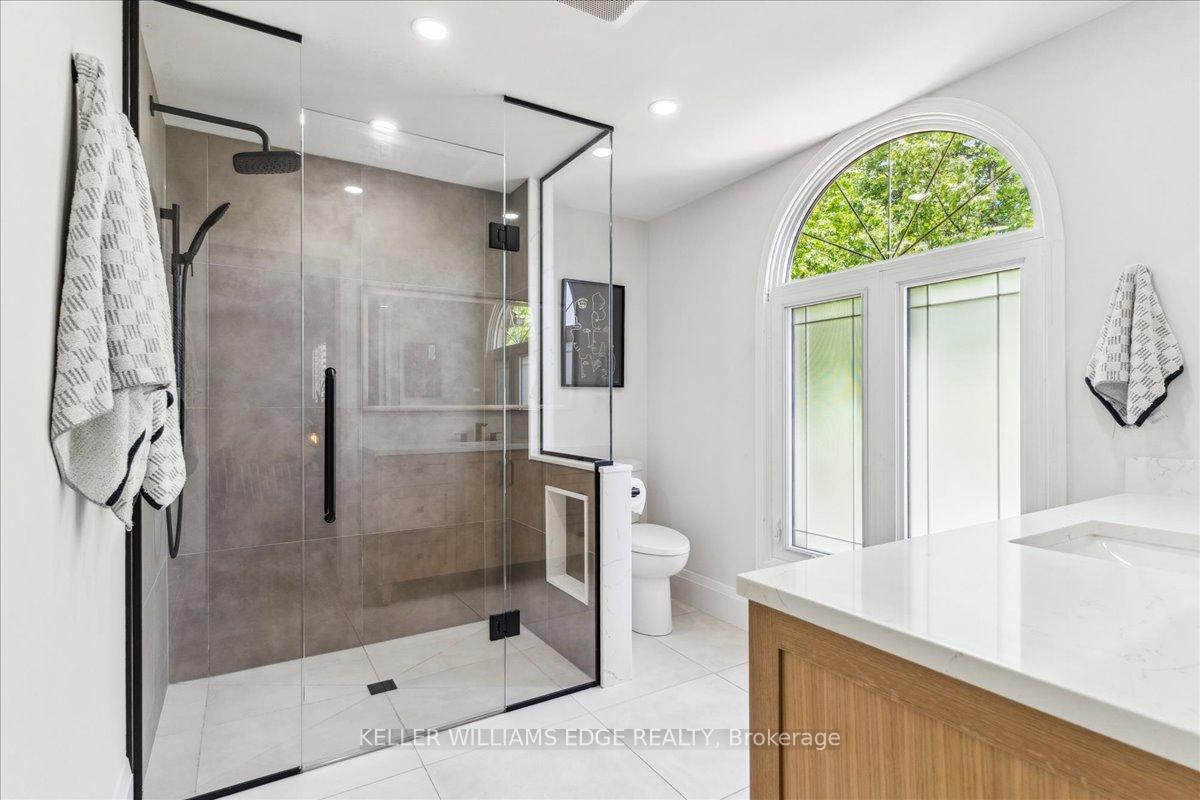 Photo 18 of 23 Duncan Avenue, Hamilton, Waterdown — HOMEH