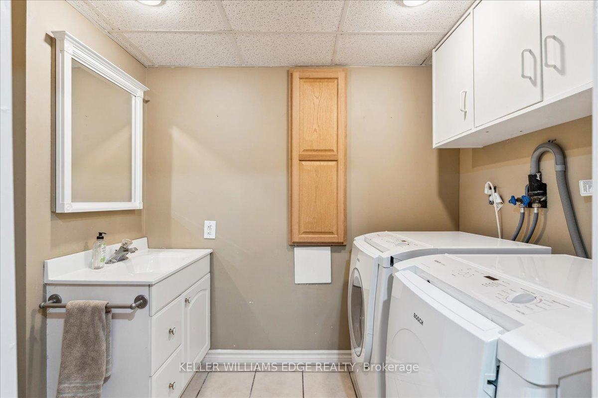 Photo 20 of 23 Duncan Avenue, Hamilton, Waterdown — HOMEH