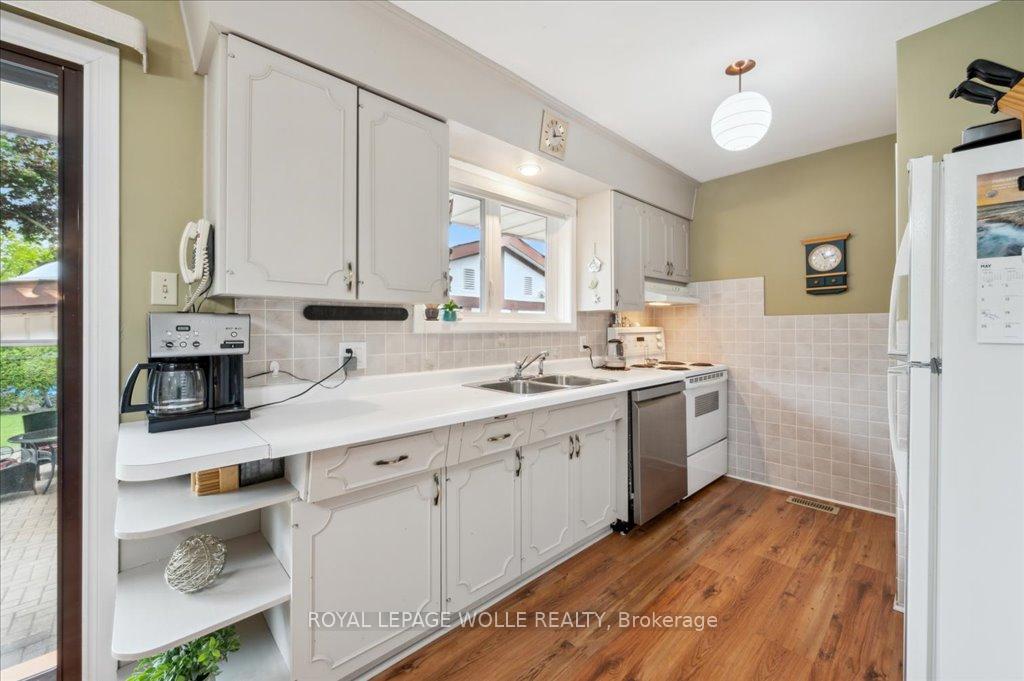 Photo 7 of 79 Rennie Drive, Kitchener — HOMEH