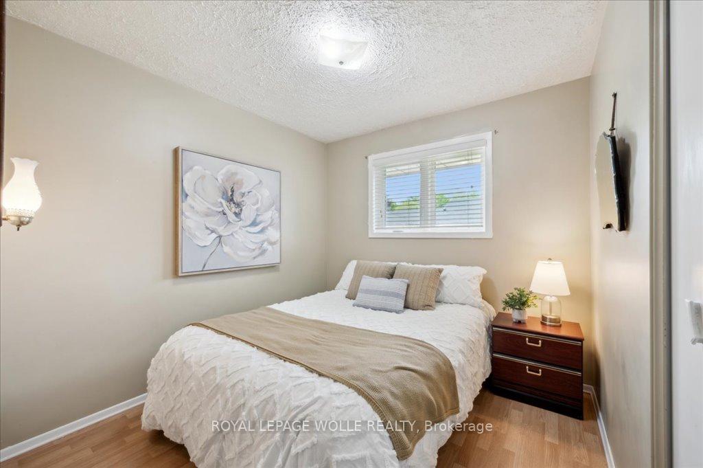 Photo 8 of 79 Rennie Drive, Kitchener — HOMEH