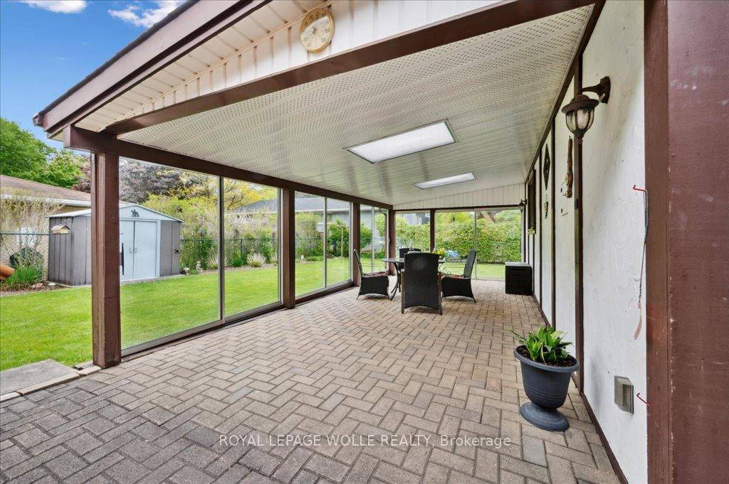 Photo 16 of 79 Rennie Drive, Kitchener — HOMEH