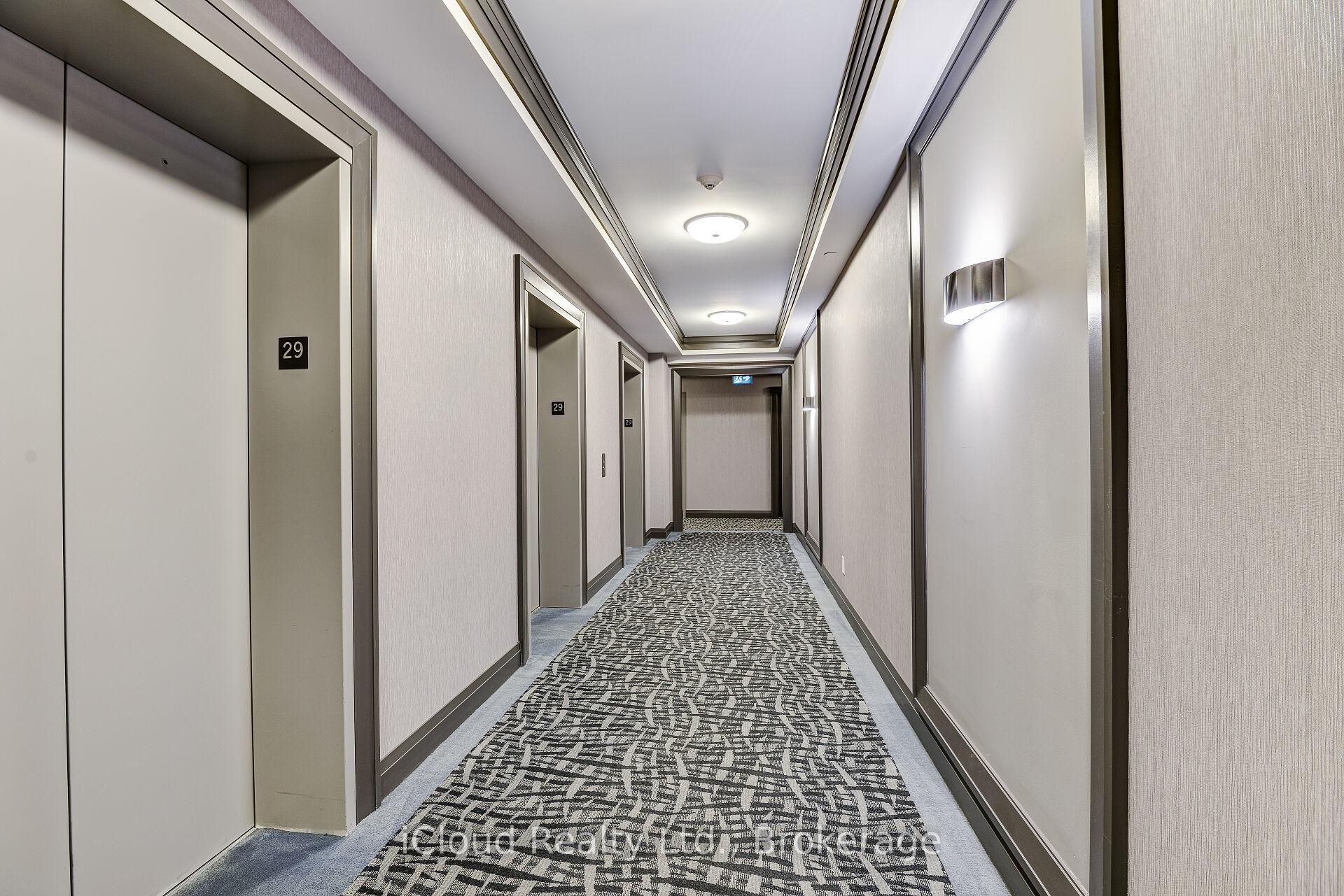 Photo 5 of Unit 3208, 3600 Highway 7 Road, Vaughan, Vaughan Corporate Centre — HOMEH