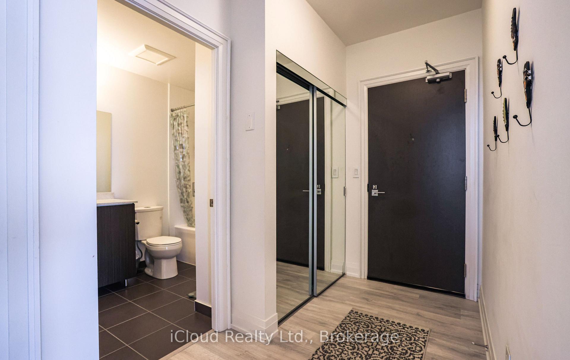 Photo 7 of Unit 3208, 3600 Highway 7 Road, Vaughan, Vaughan Corporate Centre — HOMEH