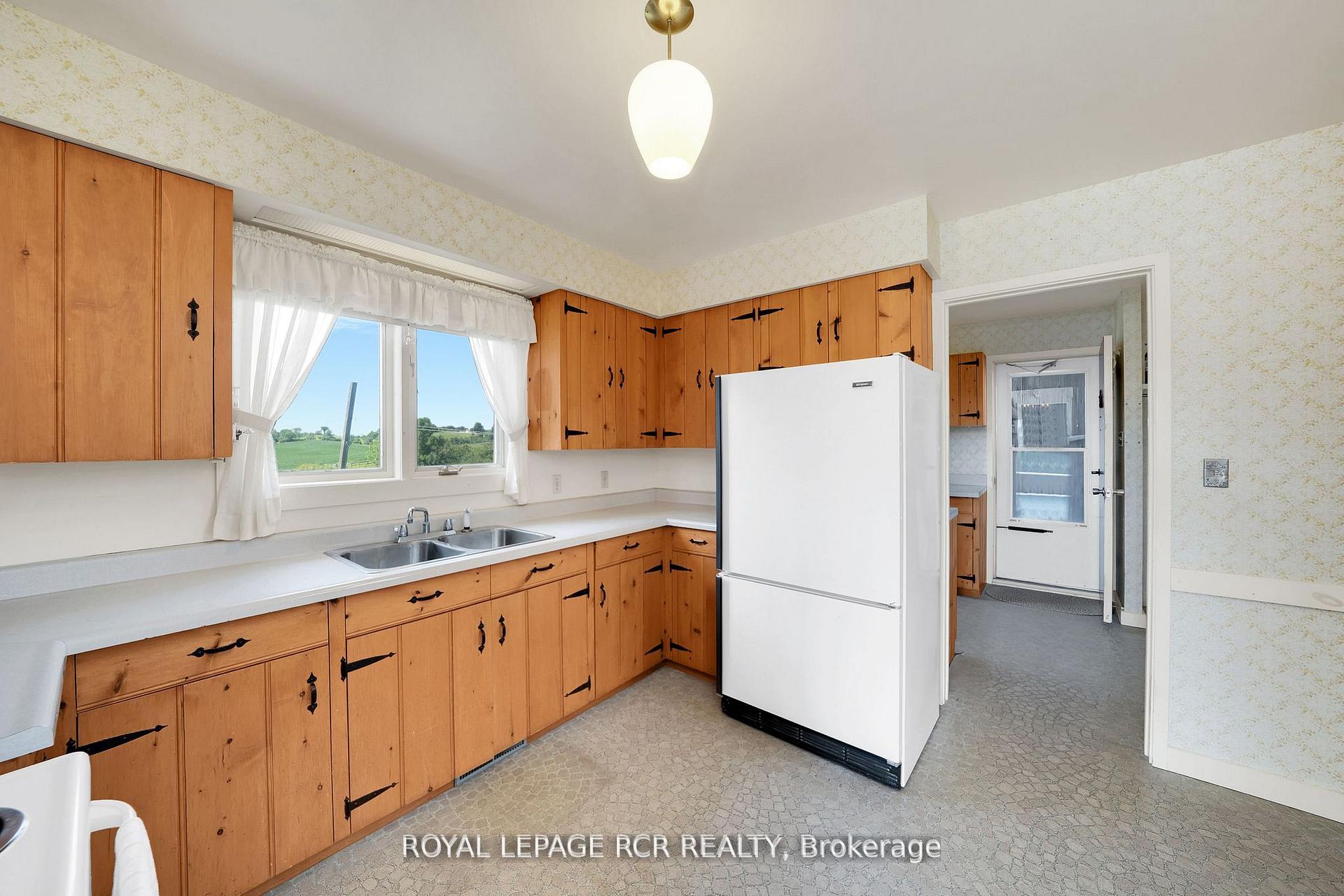Photo 4 of 14010 11th Concession Road, King, Rural King — HOMEH