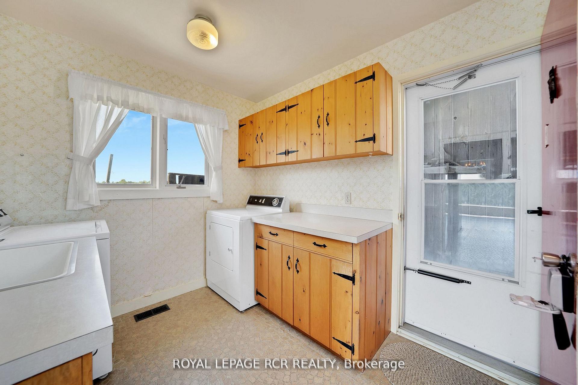 Photo 8 of 14010 11th Concession Road, King, Rural King — HOMEH