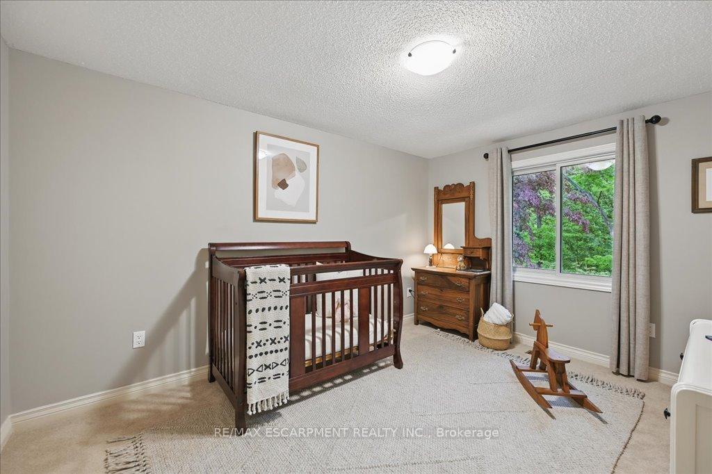 Photo 28 of 31 Forestview Drive, Hamilton, Cootes Paradise — HOMEH