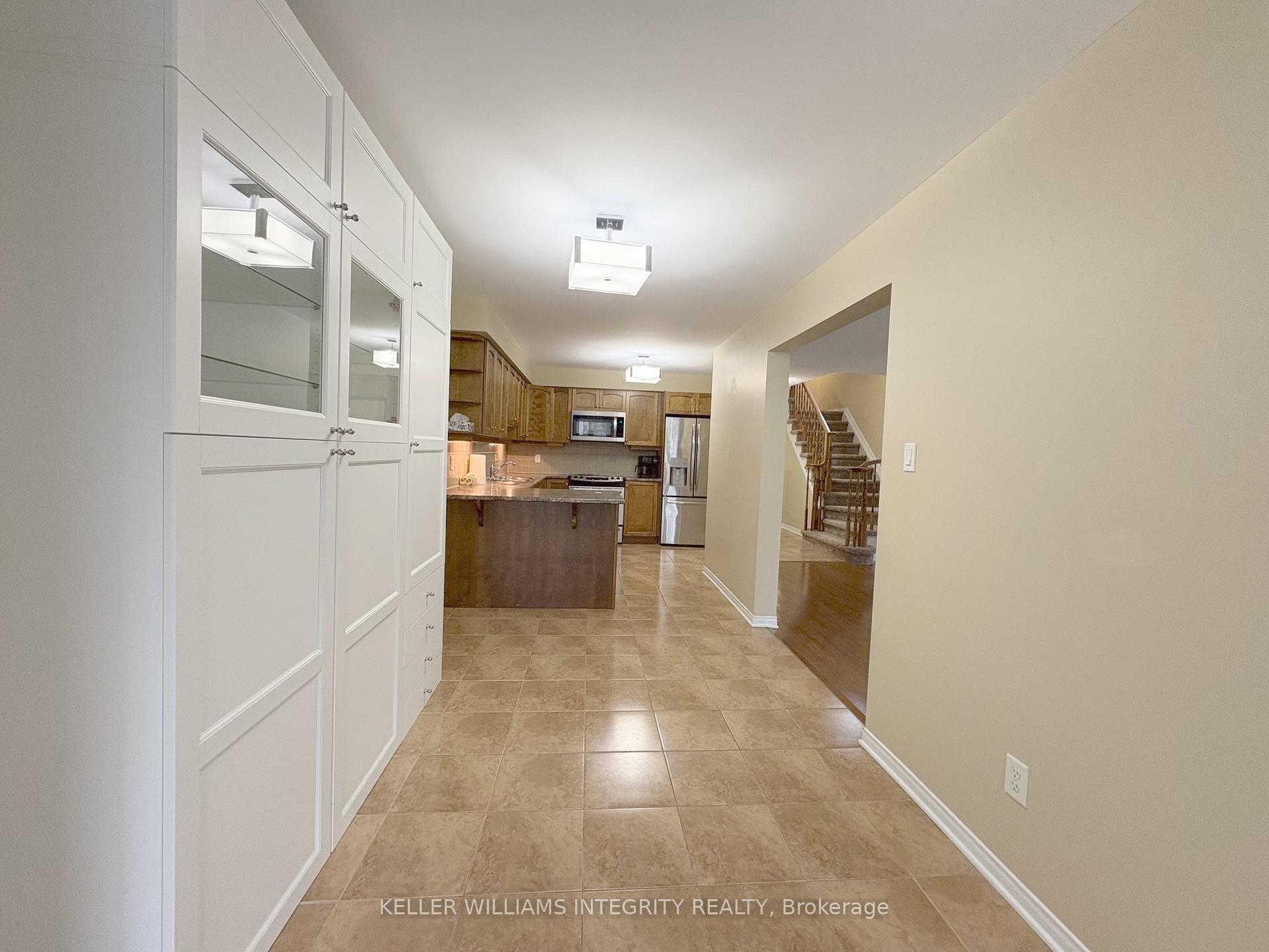 Photo 2 of 550 Ashbourne Cres, Ottawa, Barrhaven - Stonebridge — HOMEH