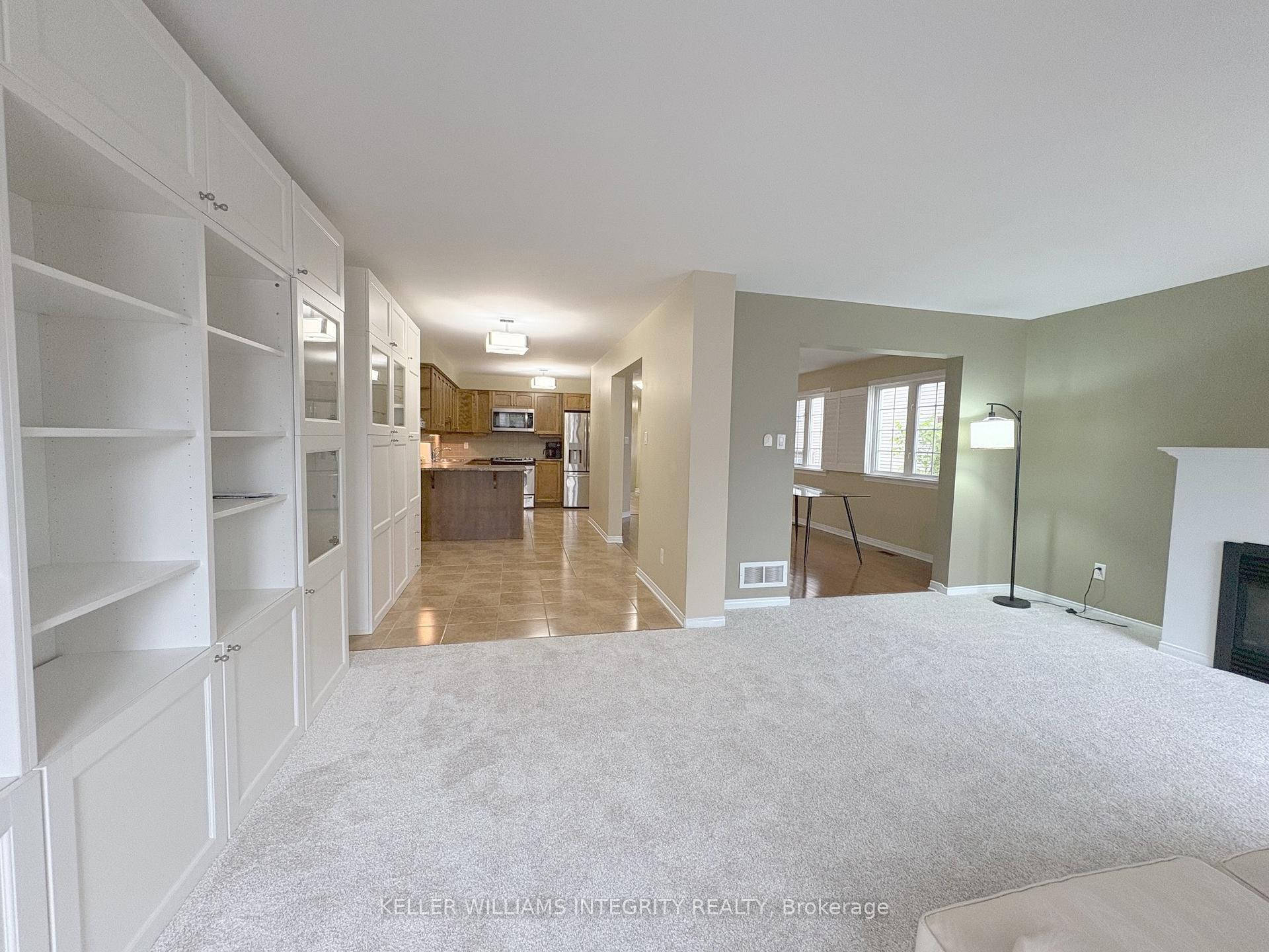 Photo 4 of 550 Ashbourne Cres, Ottawa, Barrhaven - Stonebridge — HOMEH