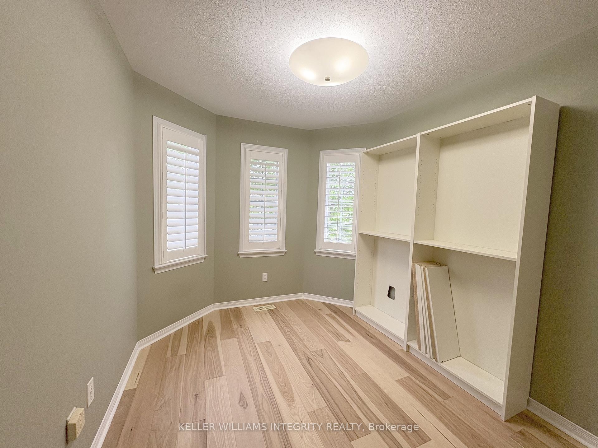 Photo 15 of 550 Ashbourne Cres, Ottawa, Barrhaven - Stonebridge — HOMEH