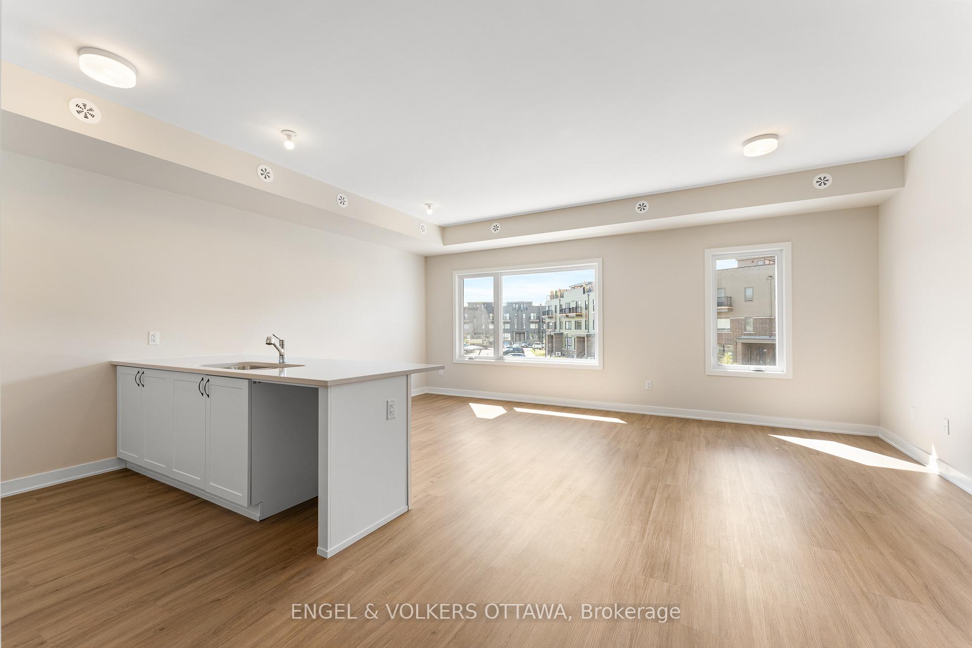 Photo 26 of 236 Mishi Private, Ottawa, CFB Rockcliffe and Area — HOMEH