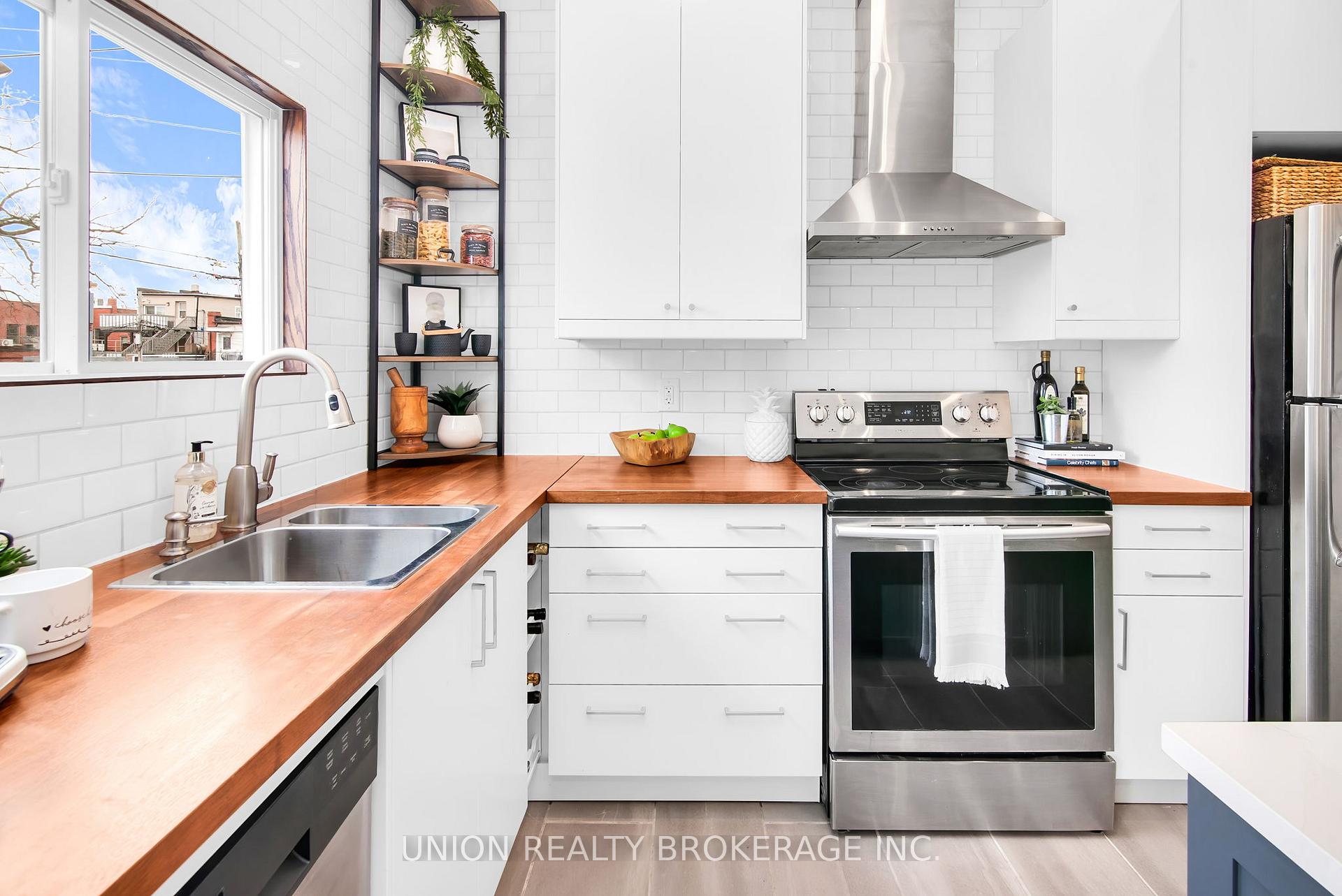 Photo 27 of 64 Amroth Avenue, Toronto, East End-Danforth — HOMEH