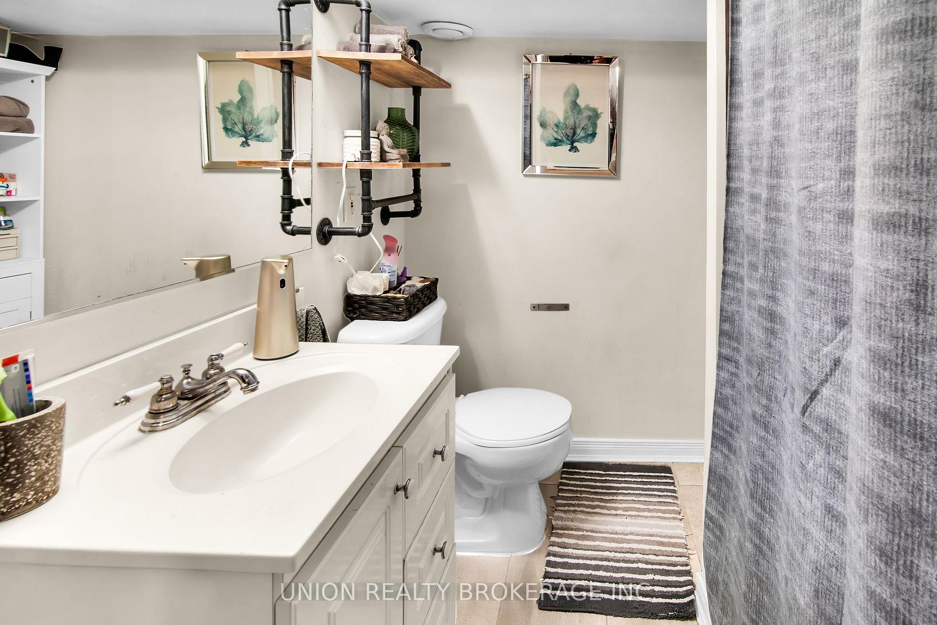 Photo 6 of 64 Amroth Avenue, Toronto, East End-Danforth — HOMEH
