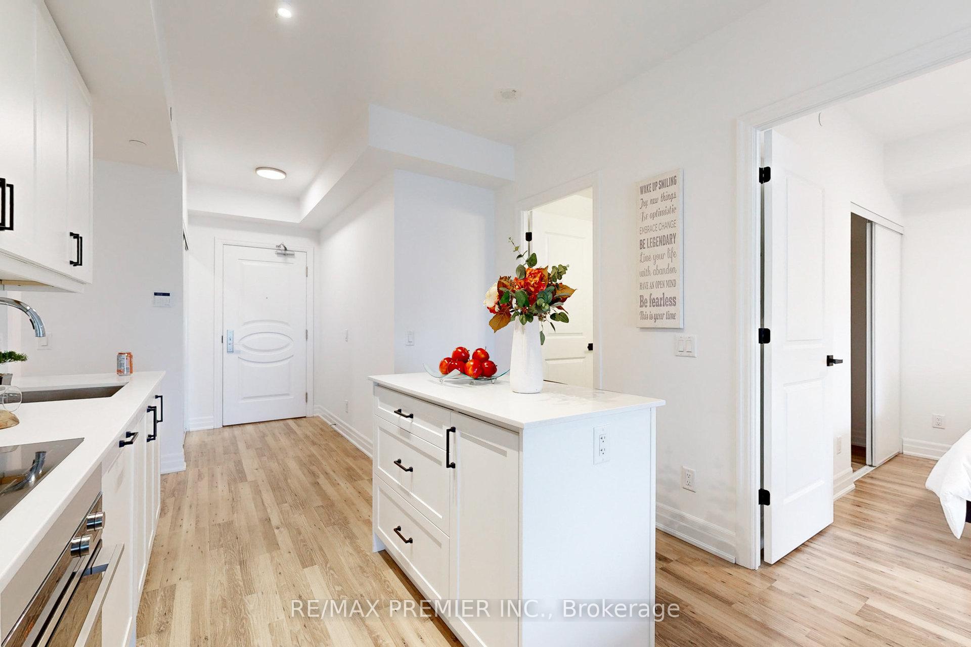 Photo 3 of Unit Suite 1907, 9085 Jane Street, Vaughan, Concord — HOMEH