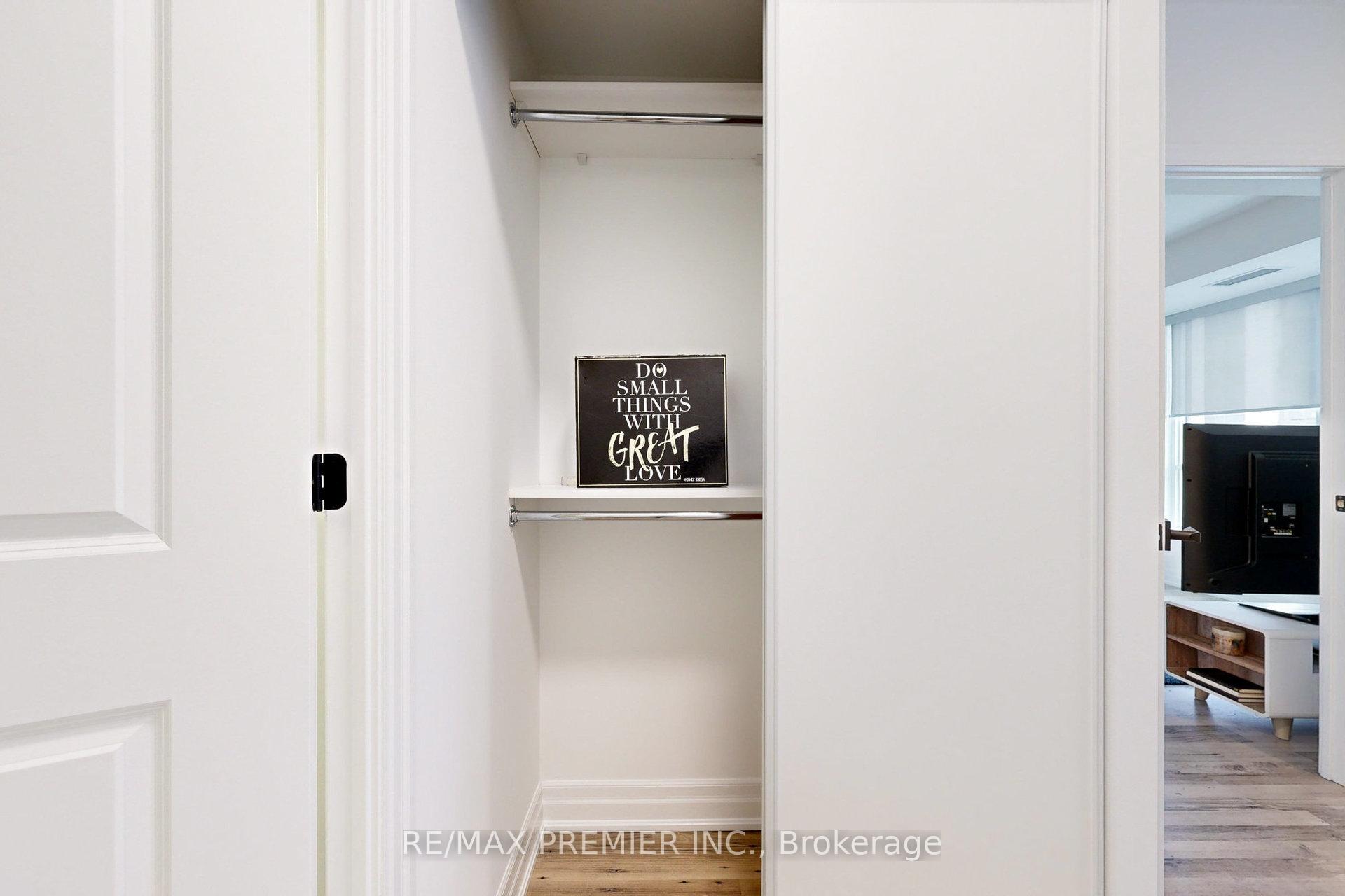 Photo 20 of Unit Suite 1907, 9085 Jane Street, Vaughan, Concord — HOMEH