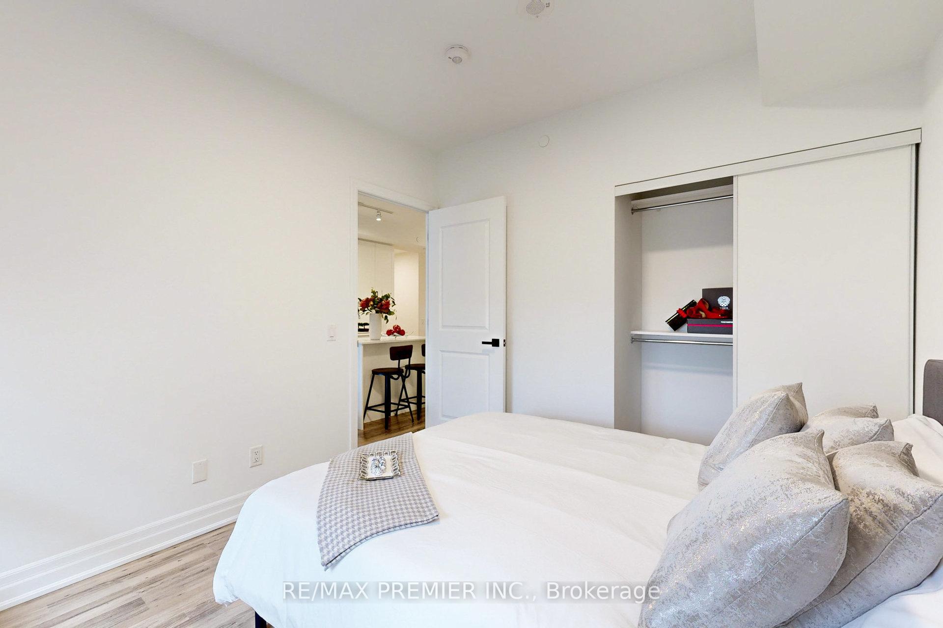 Photo 35 of Unit Suite 1907, 9085 Jane Street, Vaughan, Concord — HOMEH