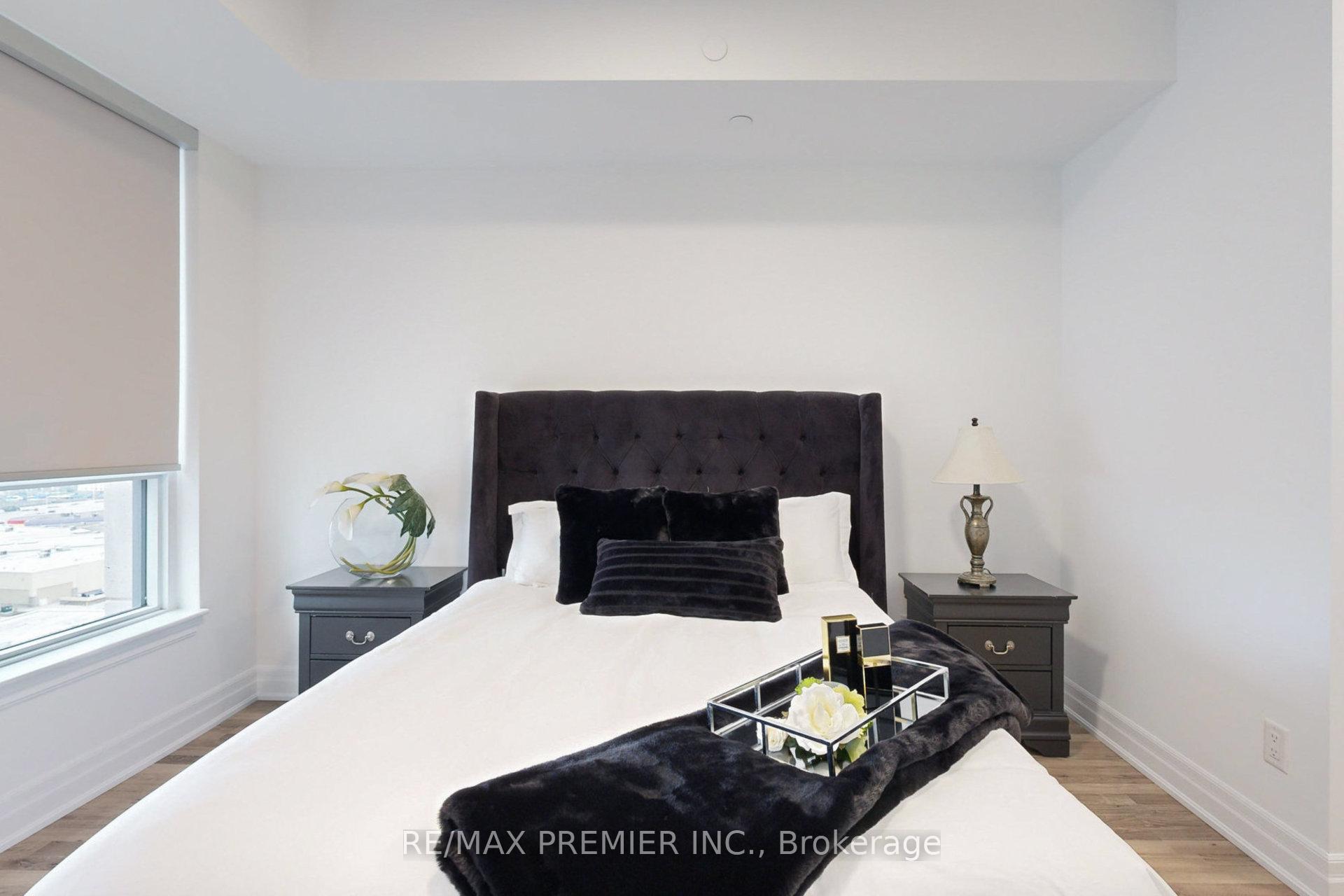 Photo 18 of Unit Suite 1907, 9085 Jane Street, Vaughan, Concord — HOMEH